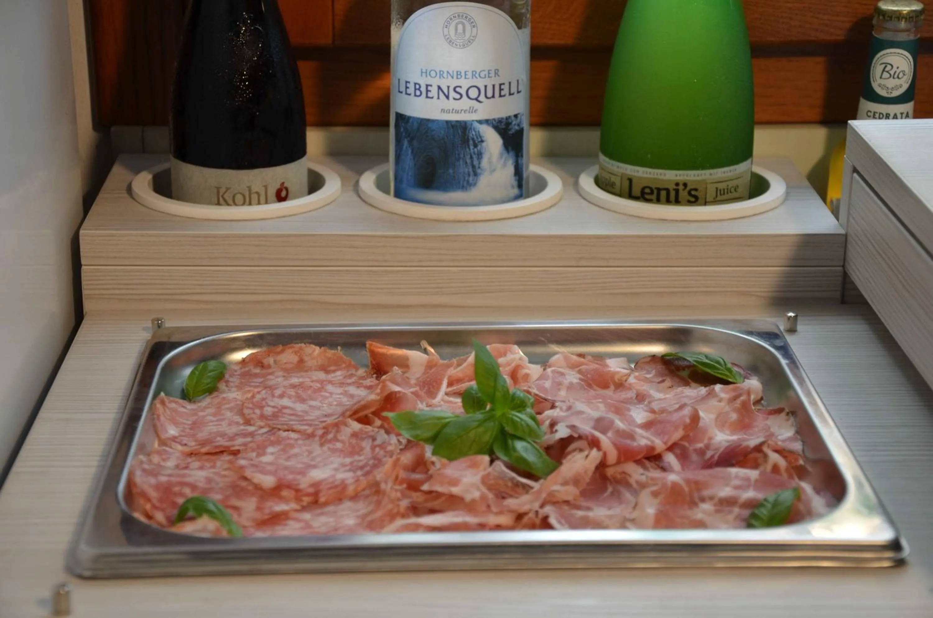 Breakfast in B&B Melograno MC