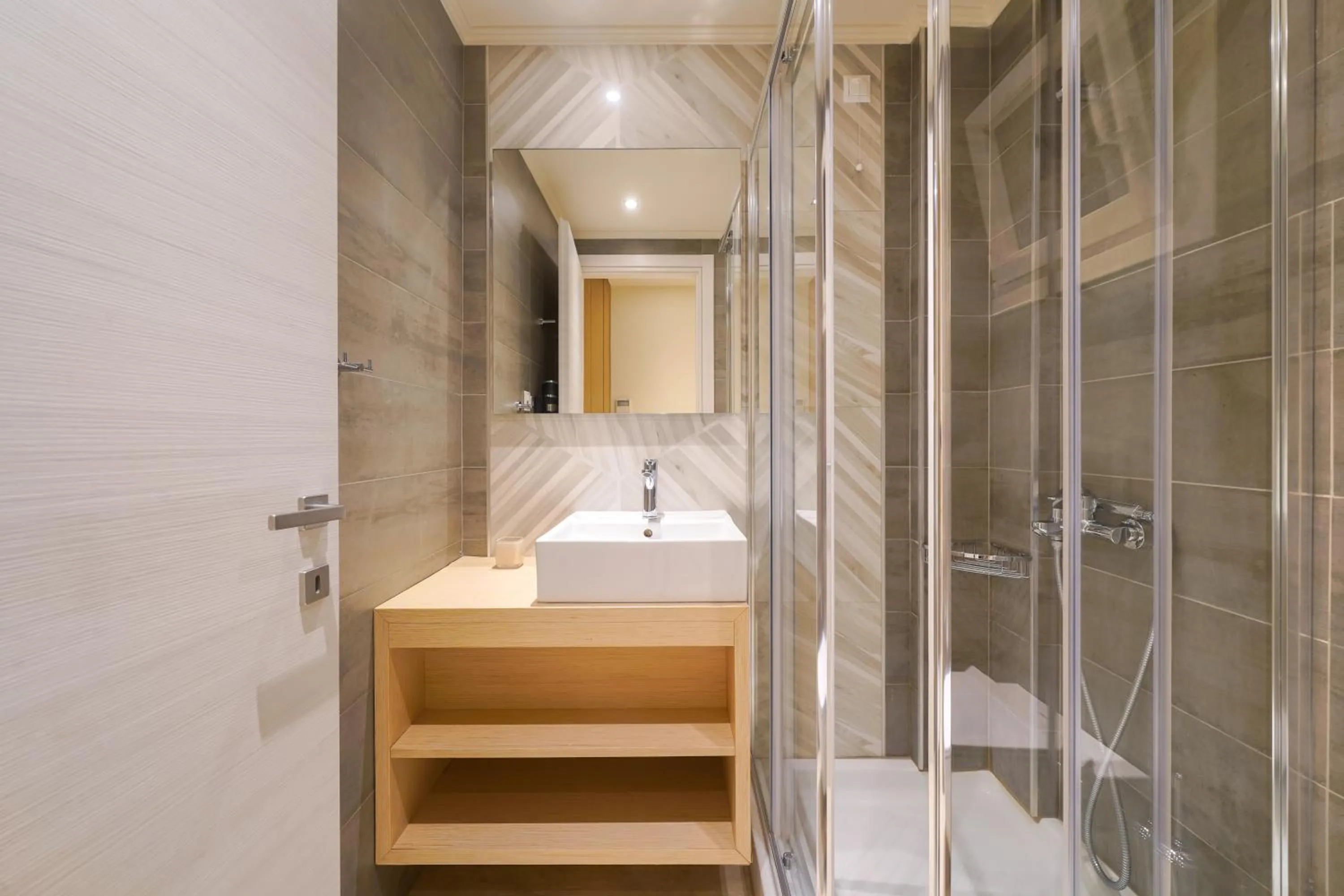 Shower in Iliorama Luxury Apartments