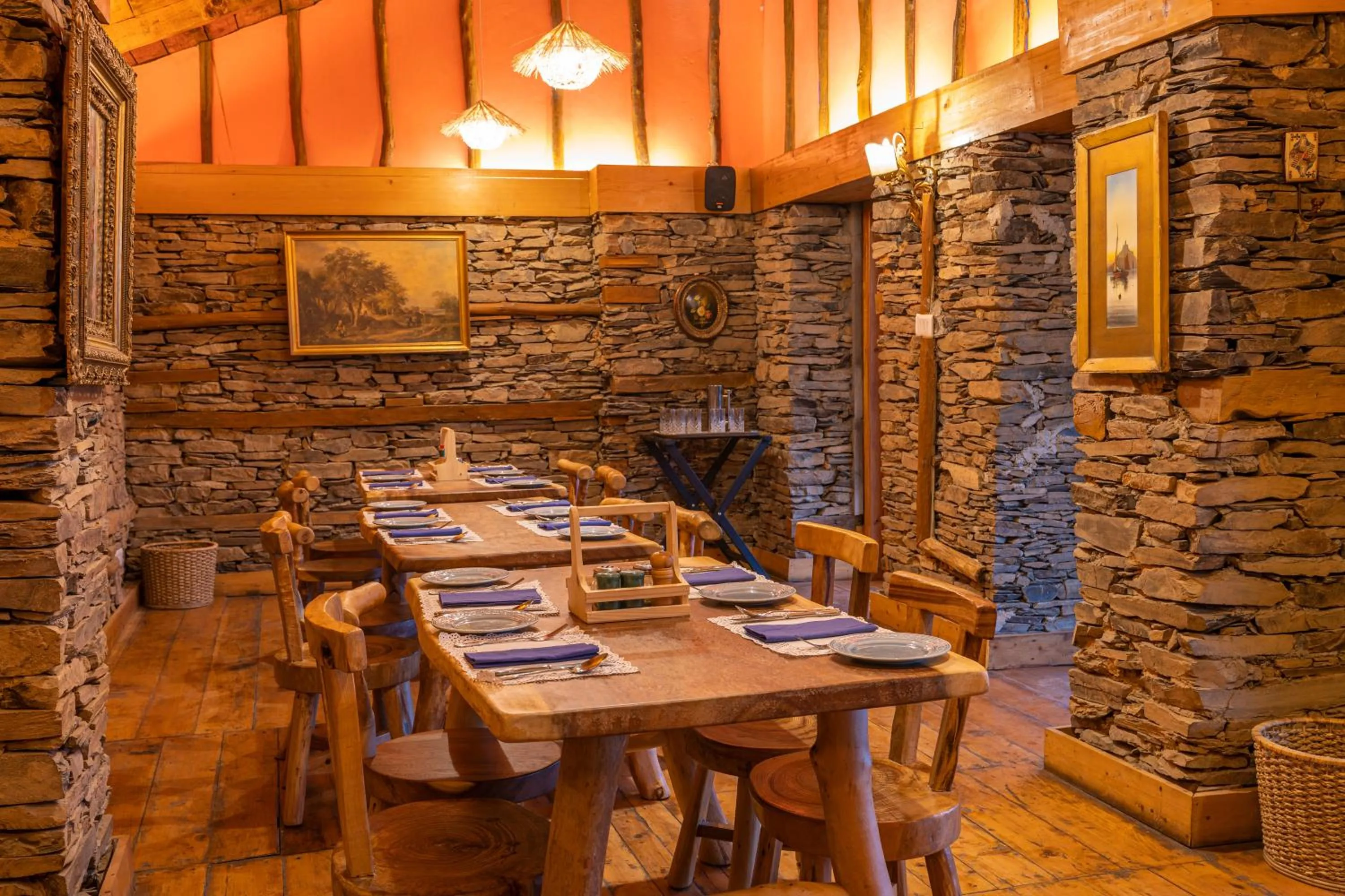 Restaurant/places to eat in The Manor Sports and Wellness Hotel