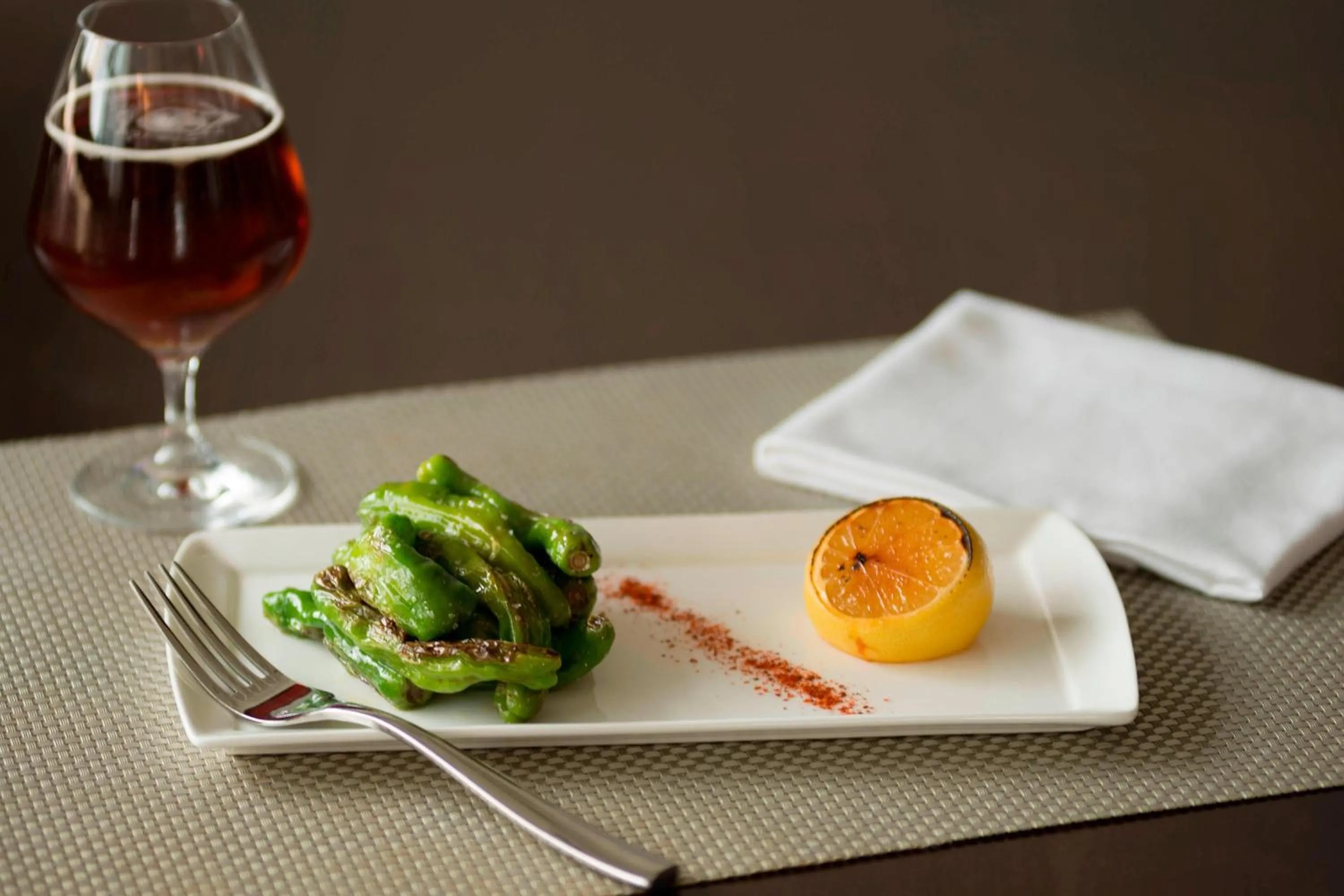 Restaurant/places to eat in Buffalo Marriott at LECOM HARBORCENTER