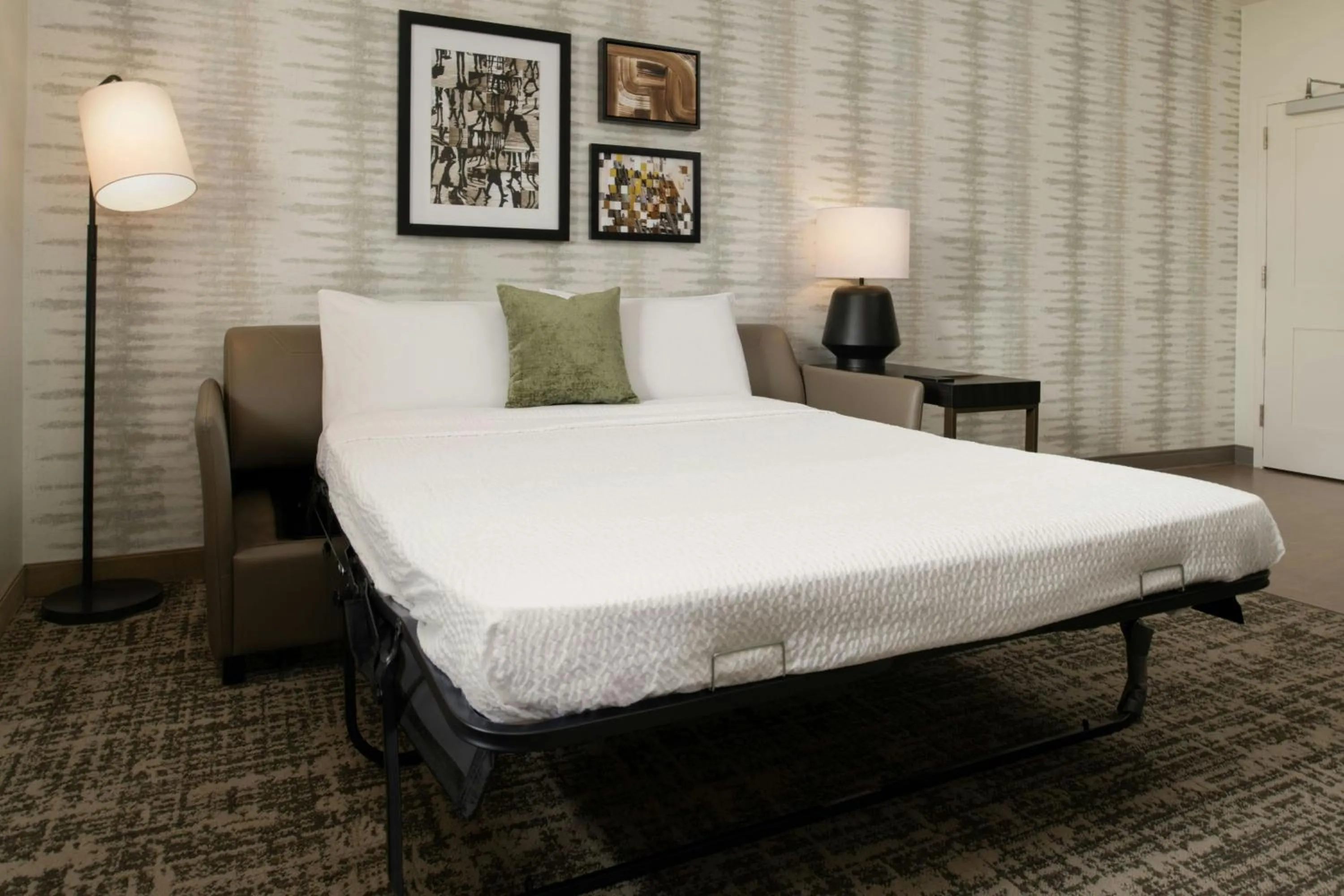 Photo of the whole room, Bed in Residence Inn by Marriott Houston City Place