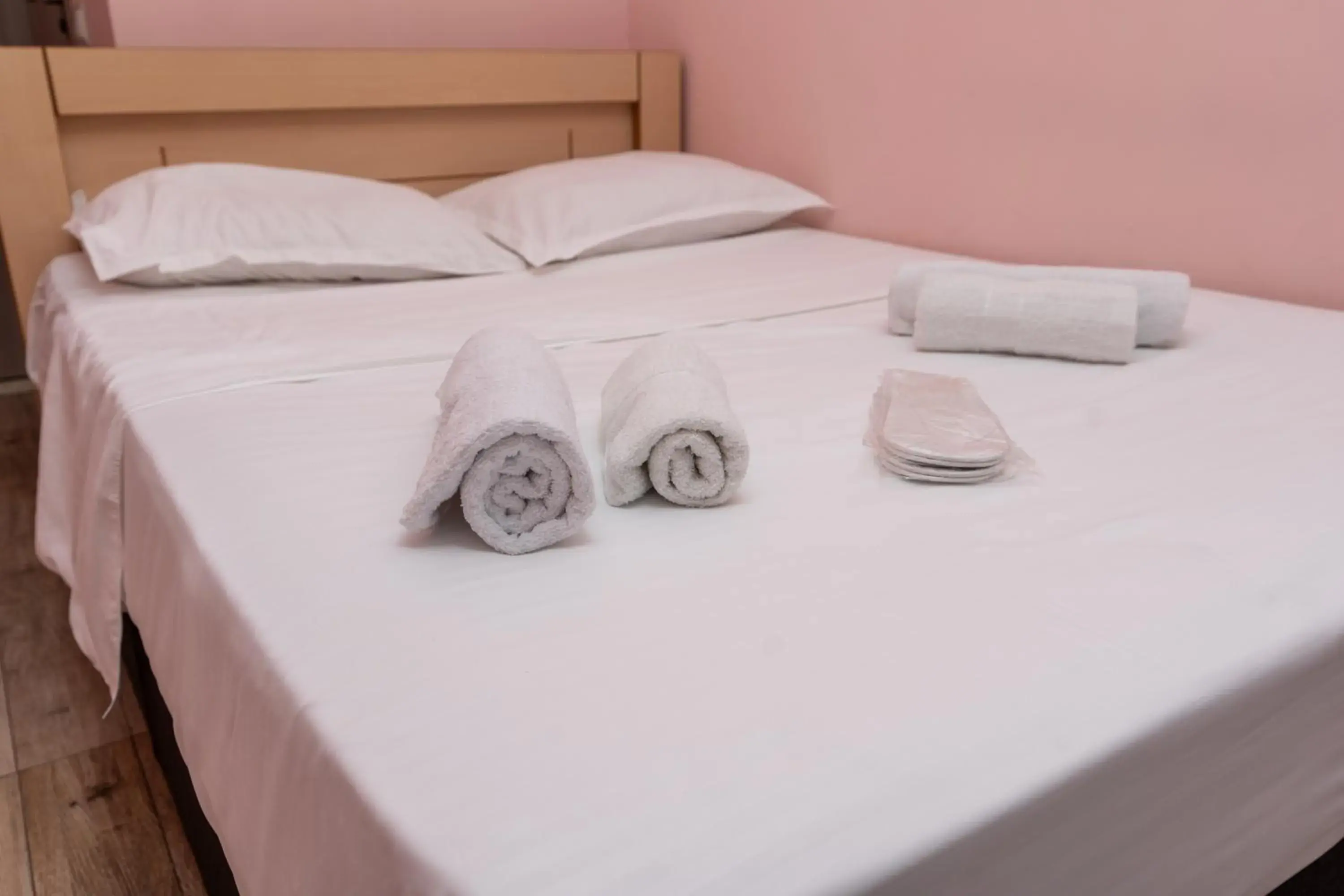 Double Room with Balcony in Green Villa Double Room with Balcony in Green Villa