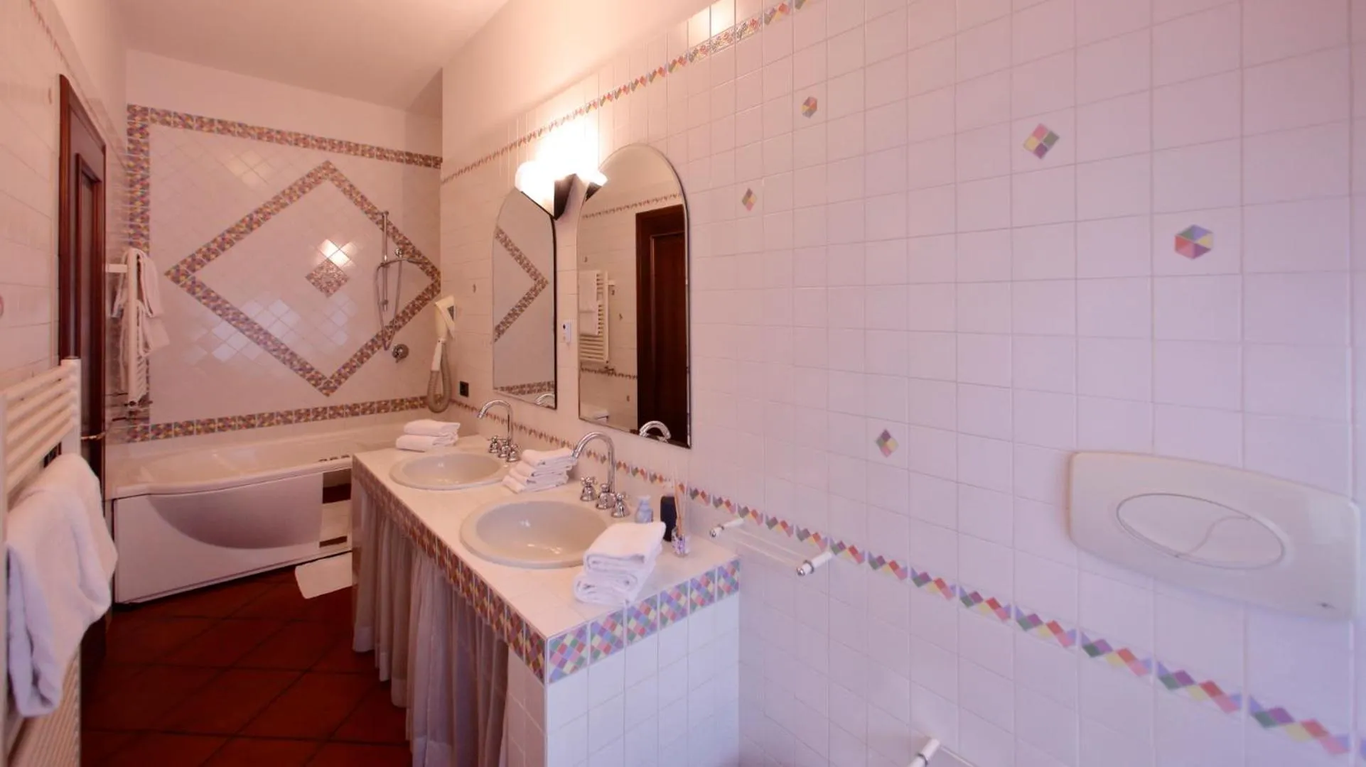 Bathroom in B&B Domus Sirmione