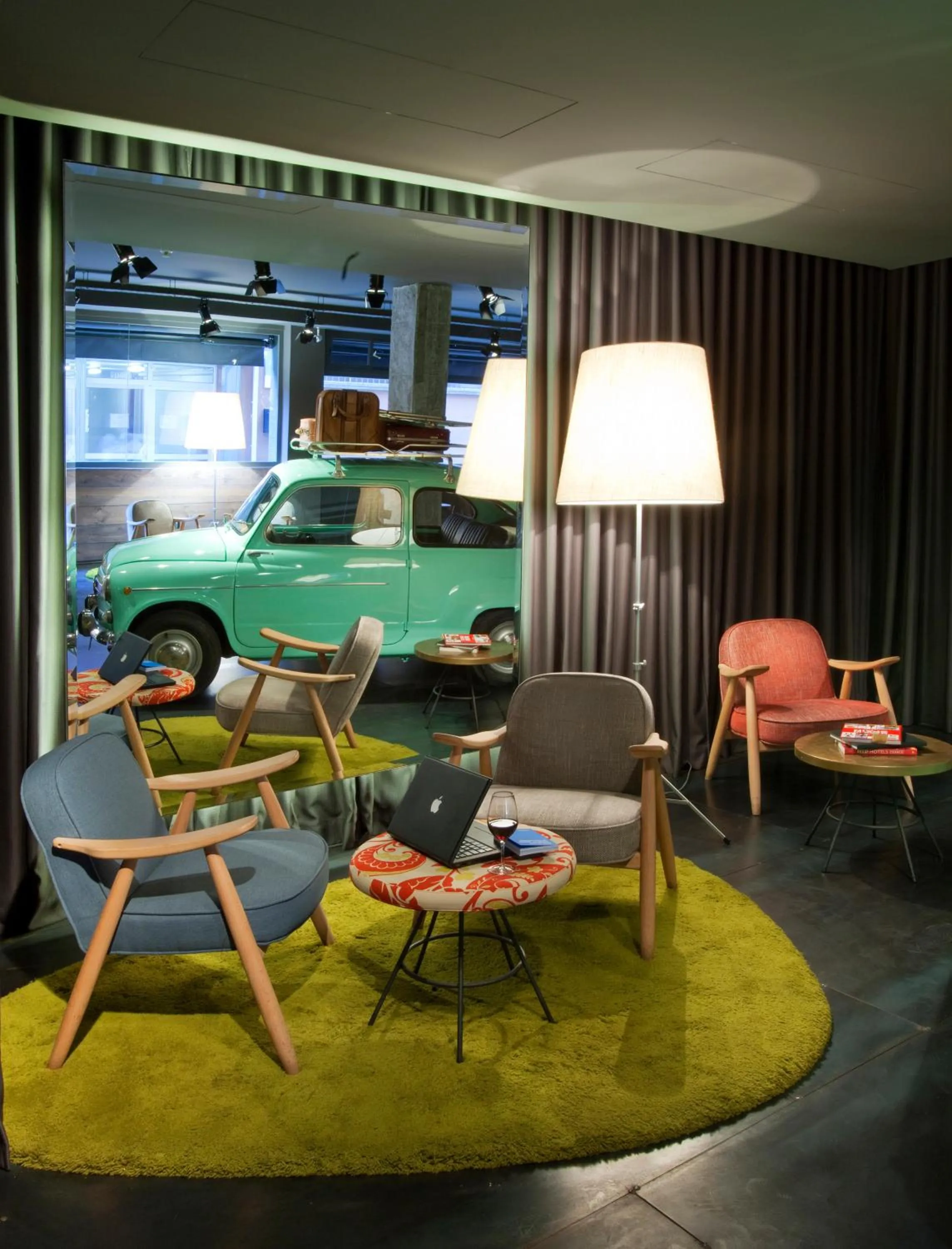 Lobby or reception in Sixties Ramblas