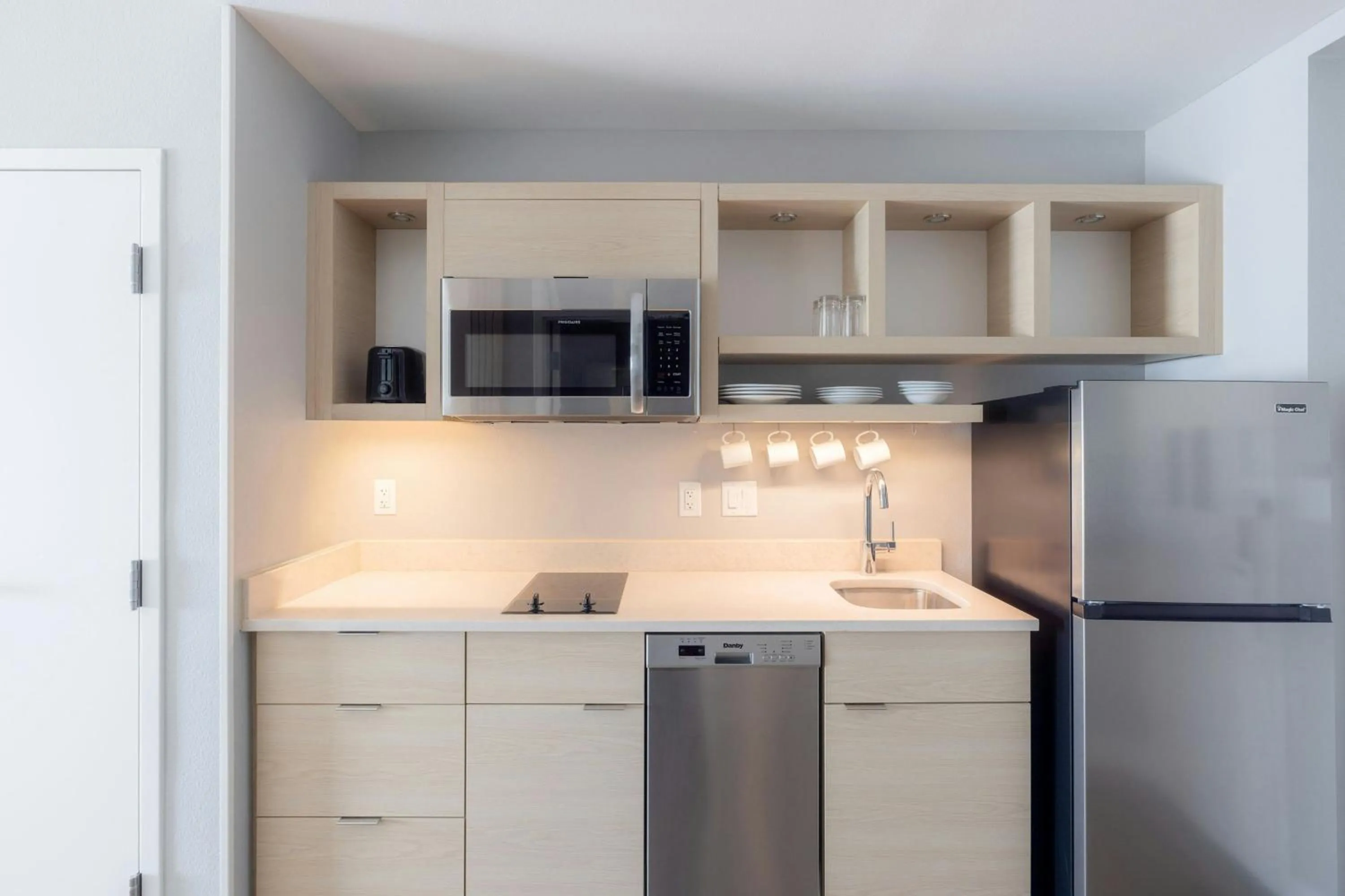 Kitchen or kitchenette in TownePlace Suites Dayton Beavercreek