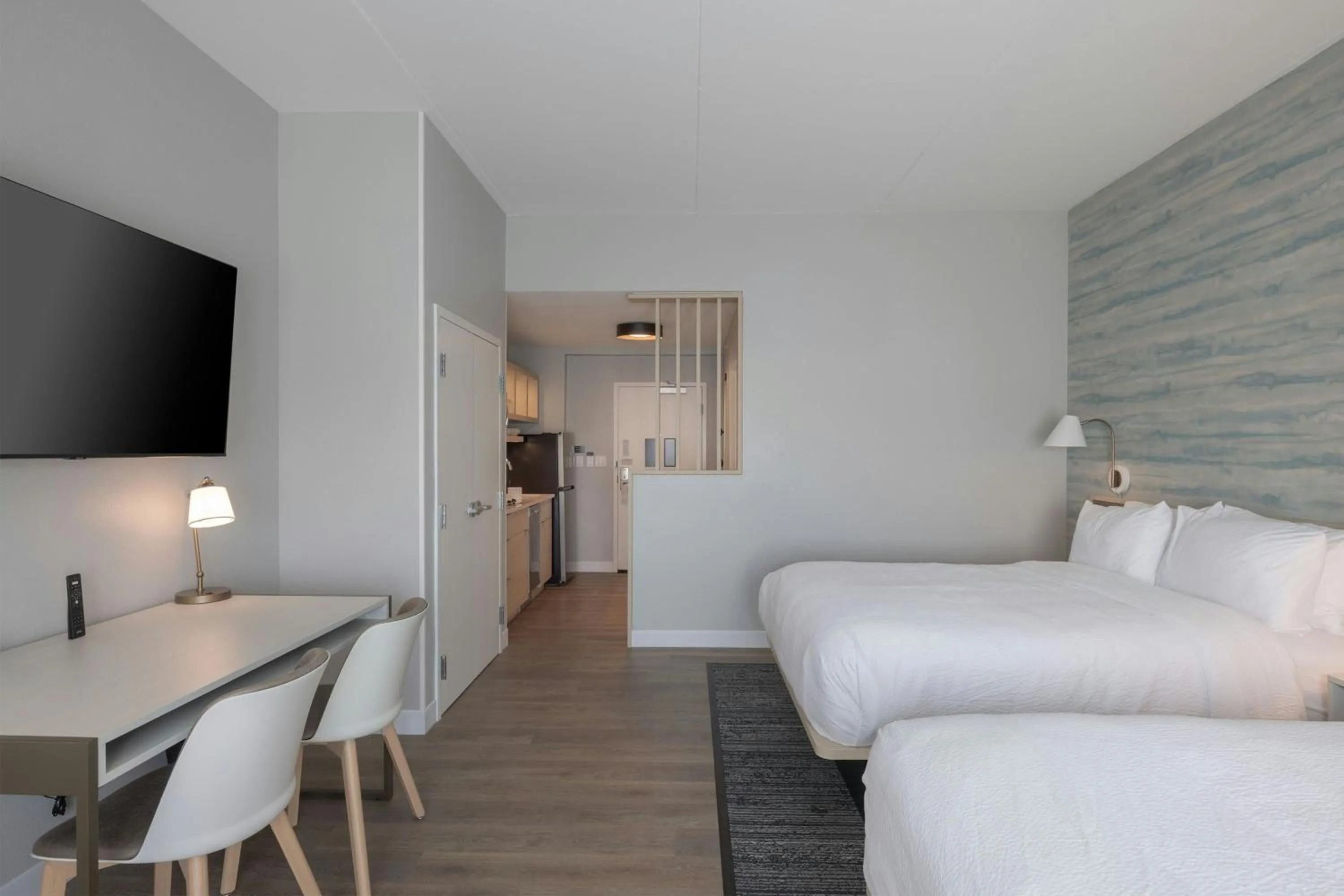 Kitchen or kitchenette, Bed in TownePlace Suites Dayton Beavercreek