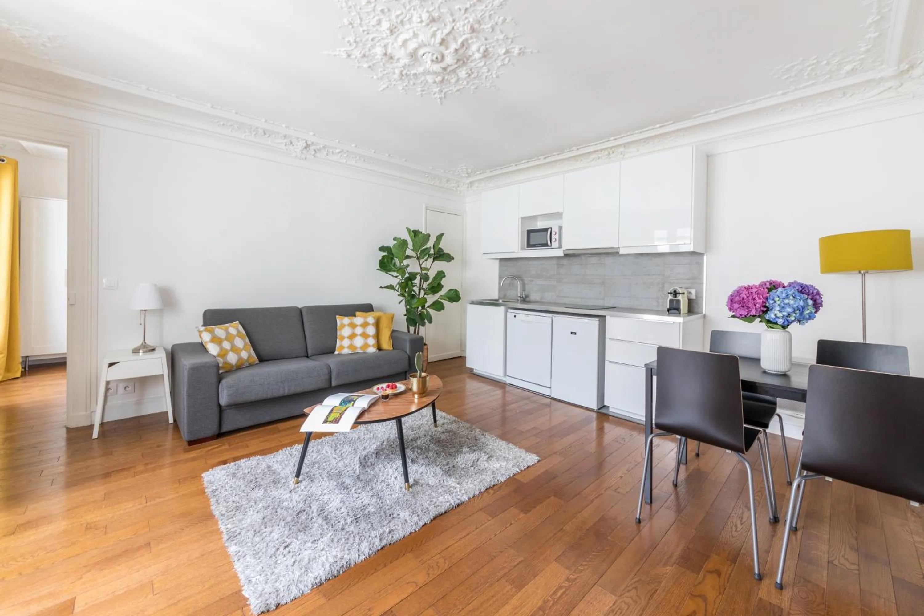 Living room in Appartements Bergère