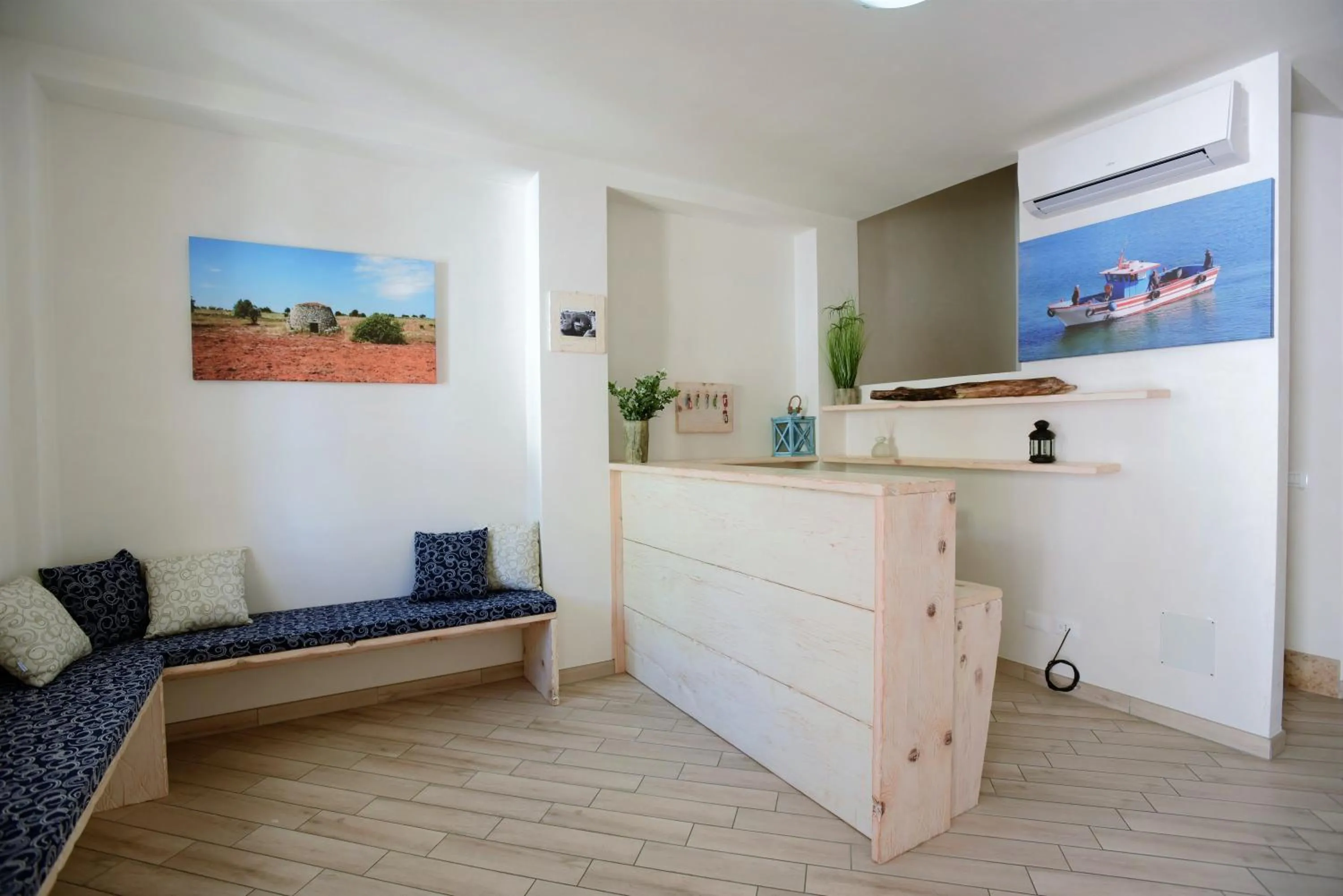 Lobby or reception in Camere Le Vie di Omero