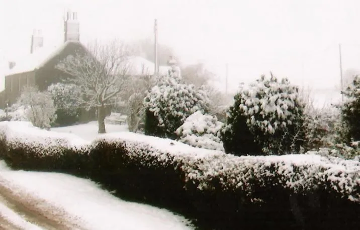 Facade/entrance in The Old School House Mordington