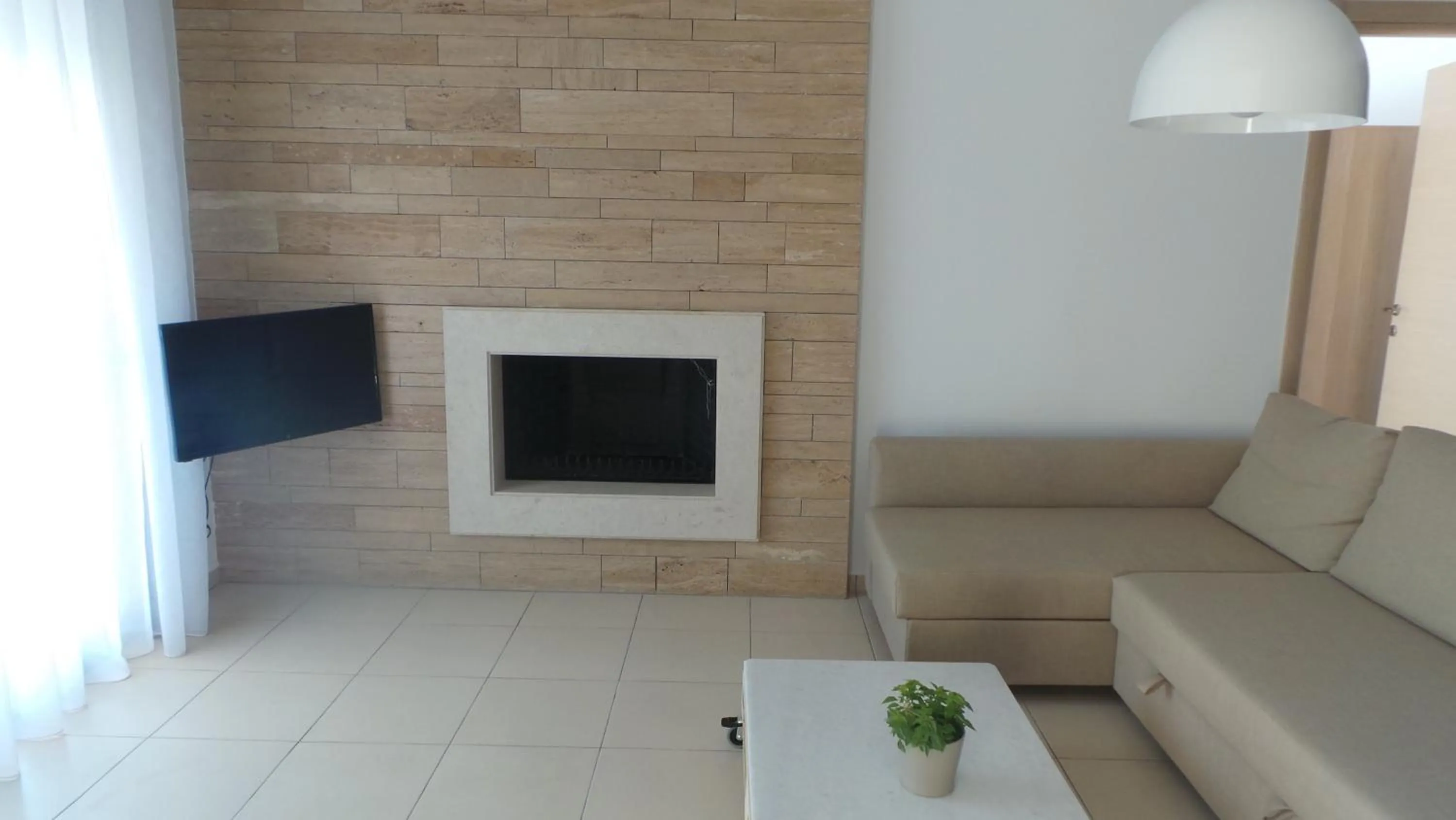 TV and multimedia in Niovi Boutique Apartments