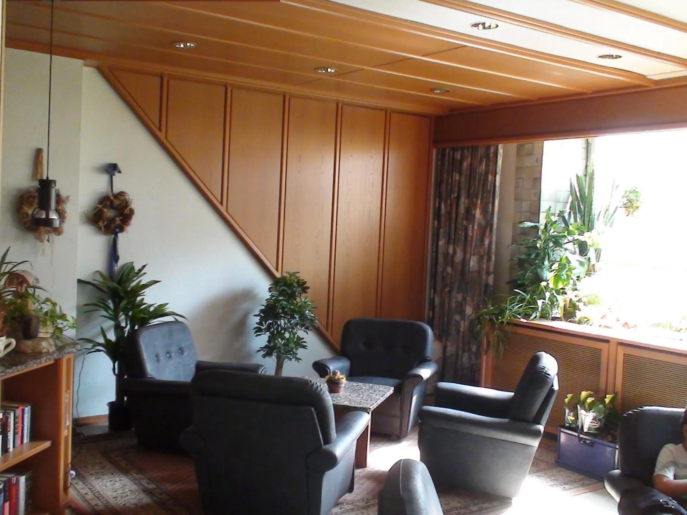 Communal lounge/ TV room in Hotel Lex