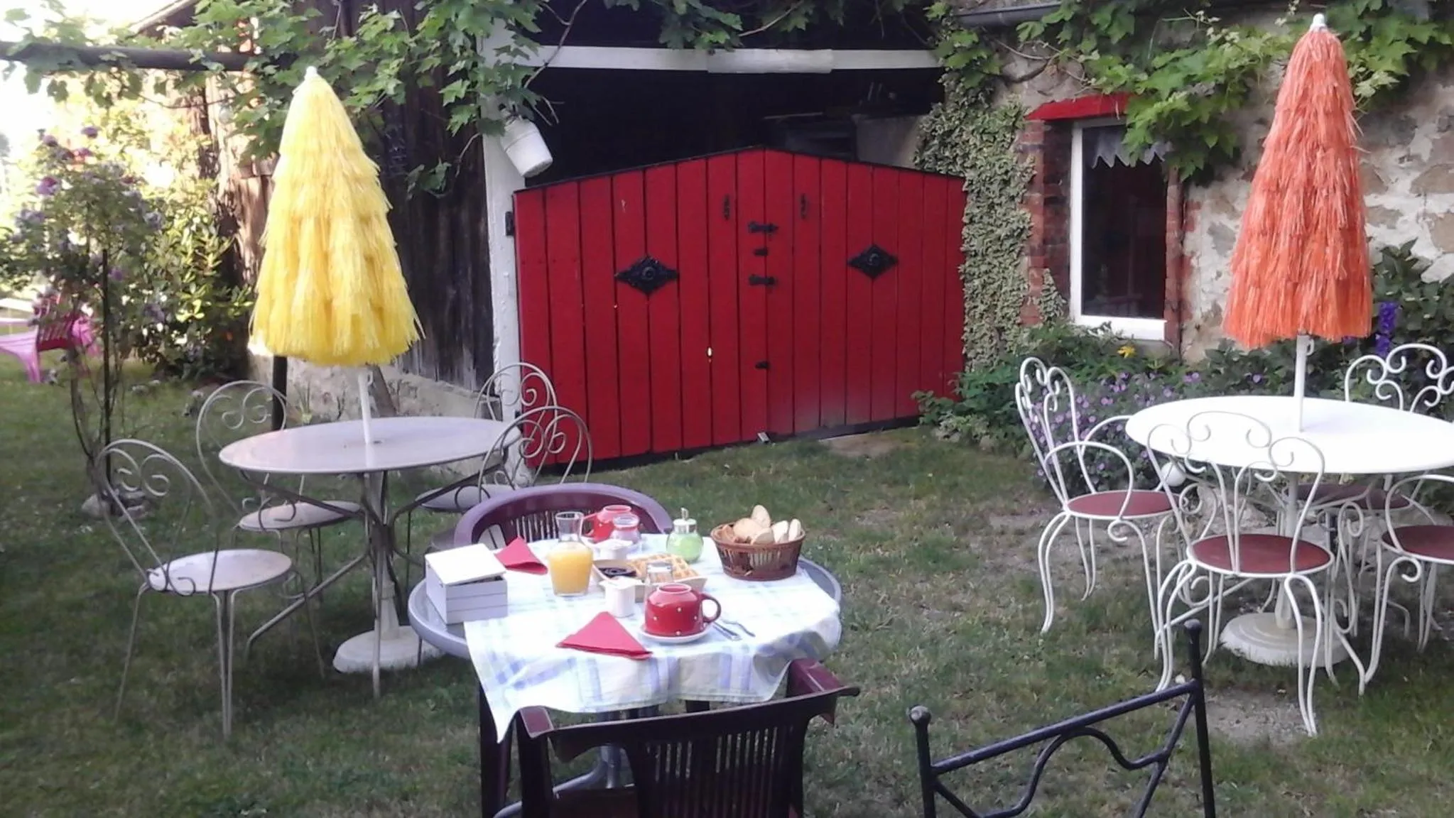 Patio in Le Relais De Rochepaule