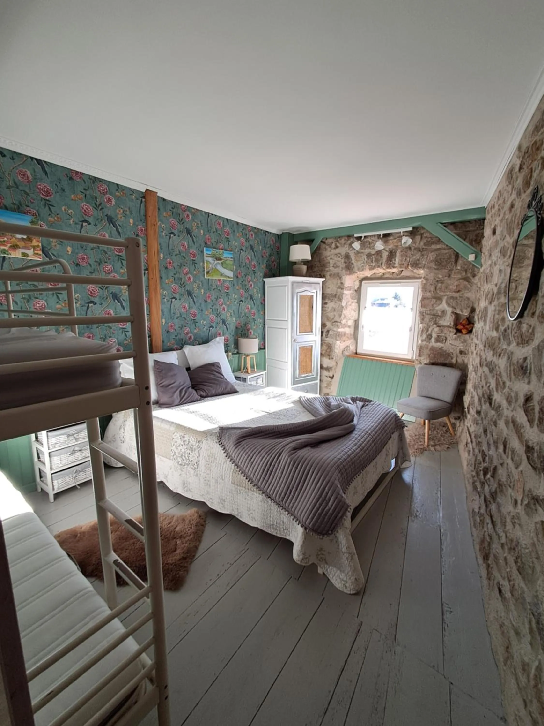 Bed in Le Relais De Rochepaule