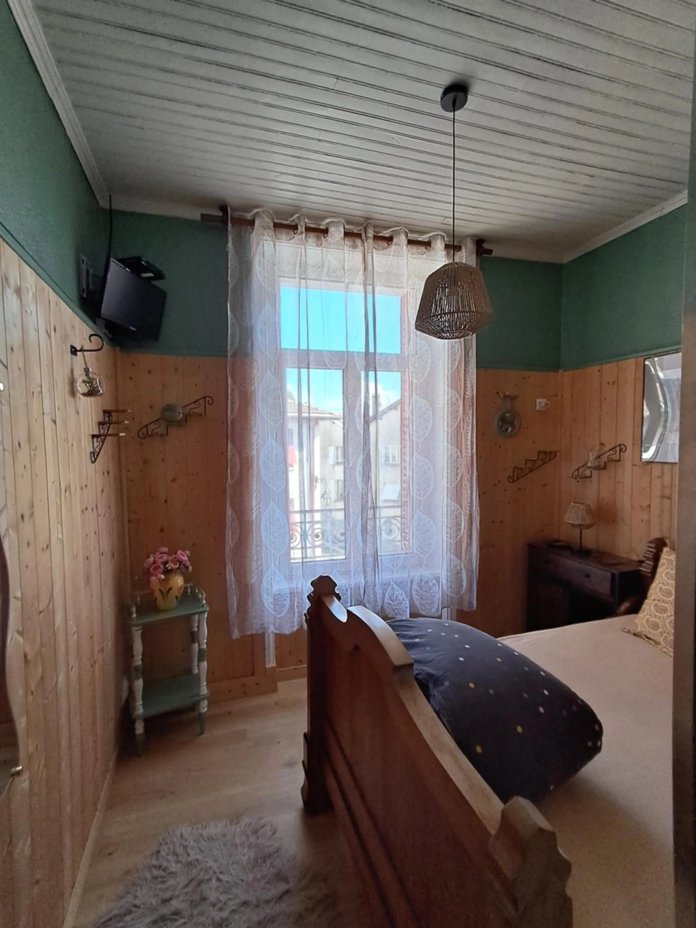 Bed in Le Relais De Rochepaule