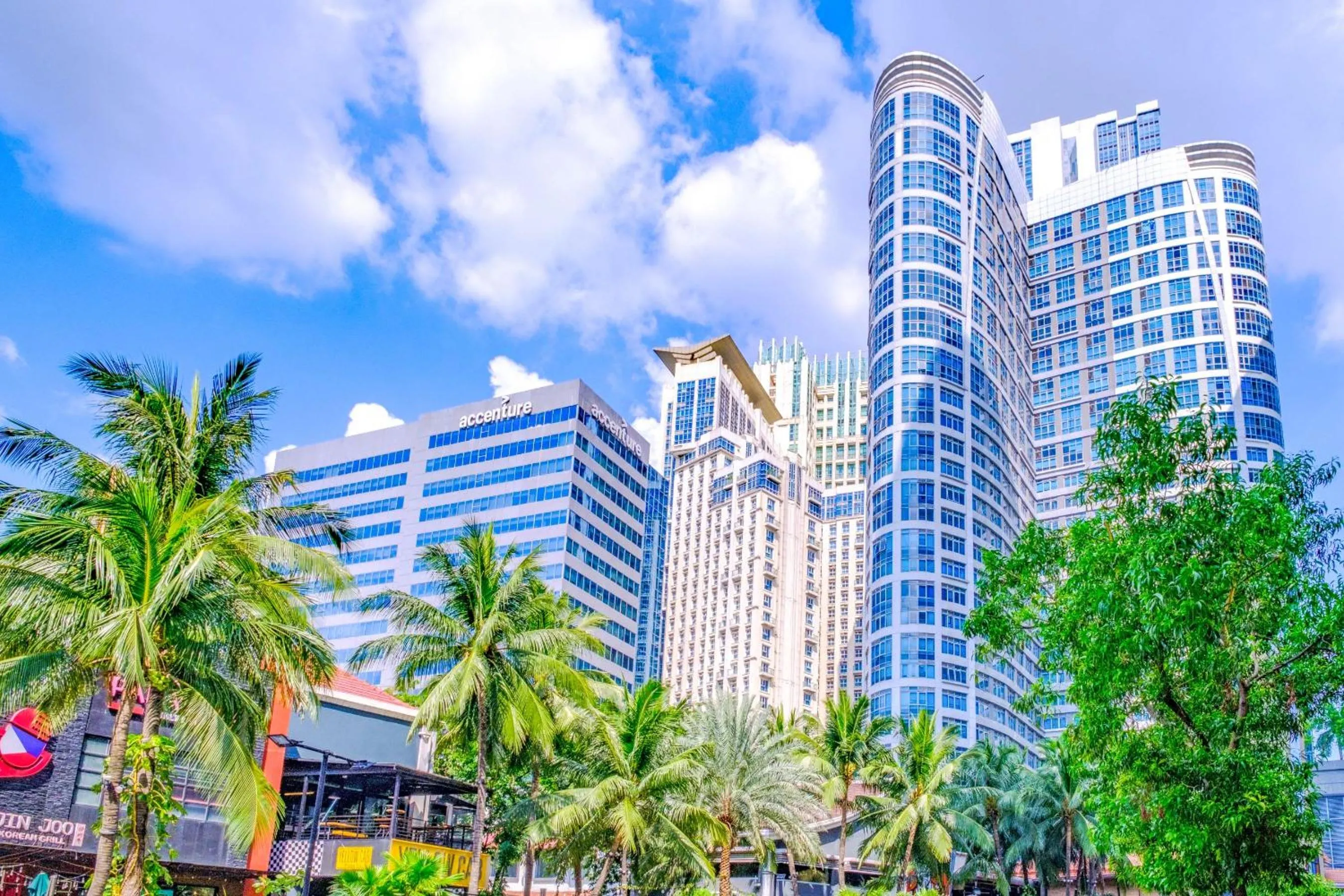 Business & Leisure Stay in Eastwood City