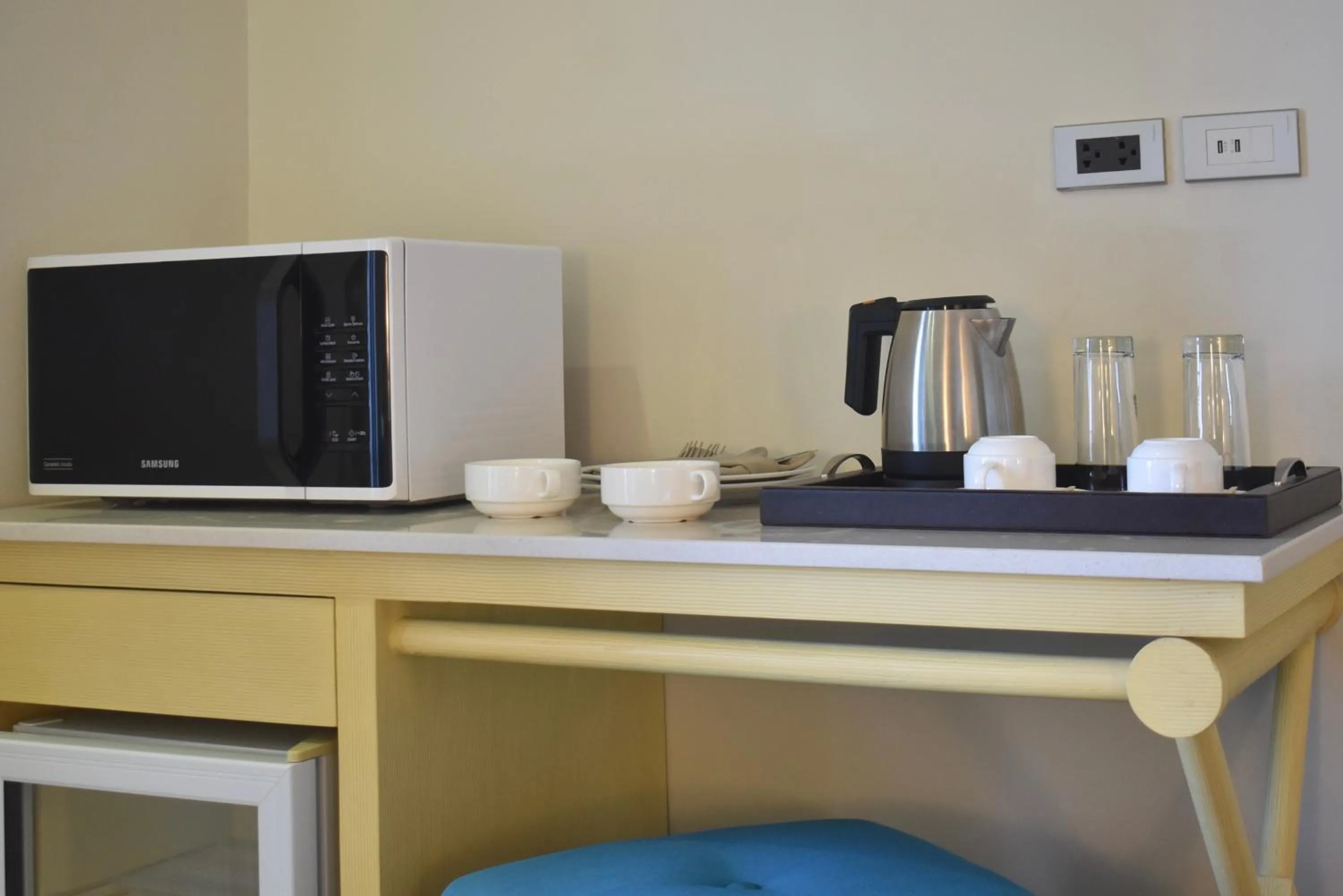 Coffee/tea facilities in Poolside Escape Near Boracay's Iconic Keyhole