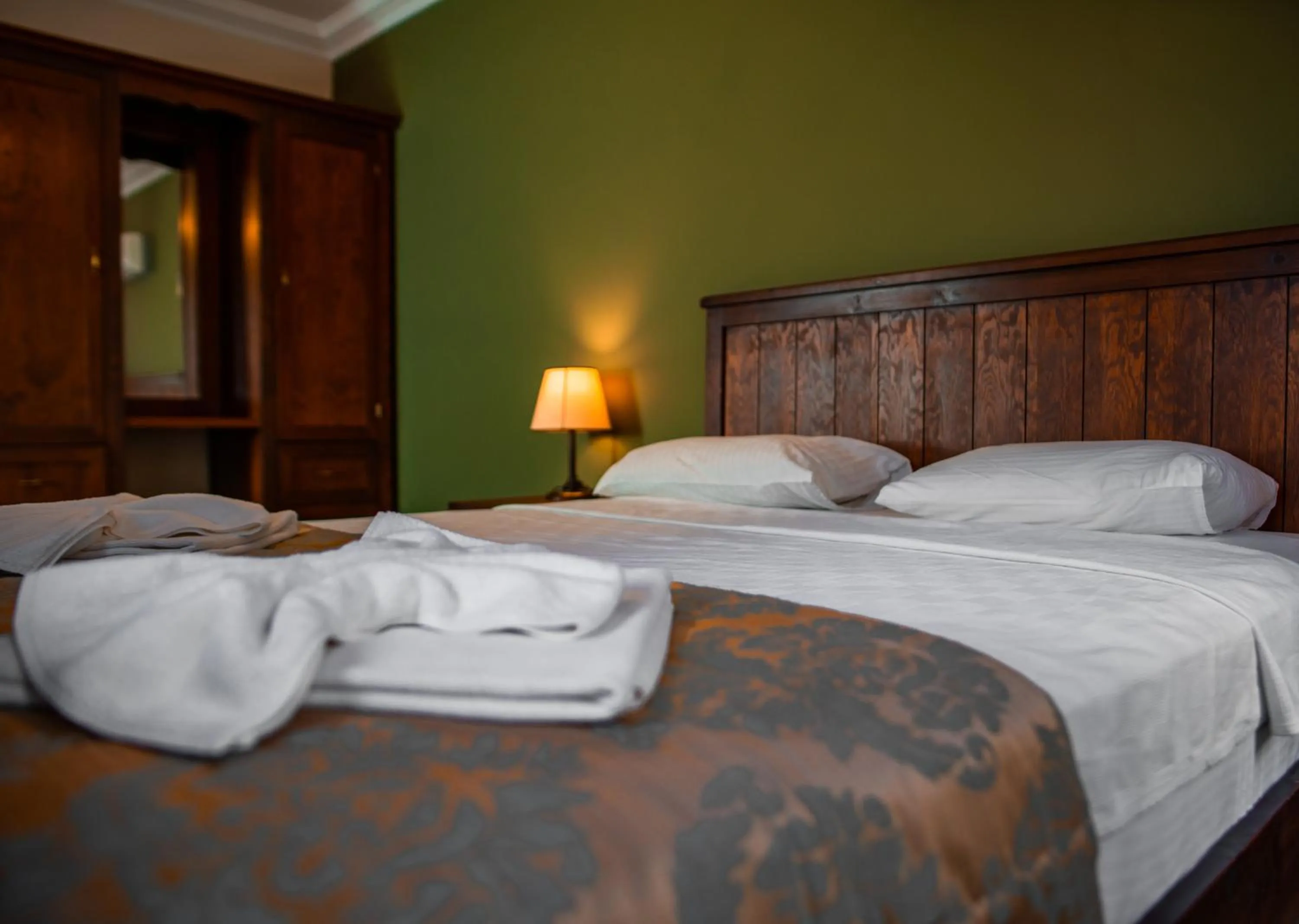 Bedroom, Bed in Dores Residence