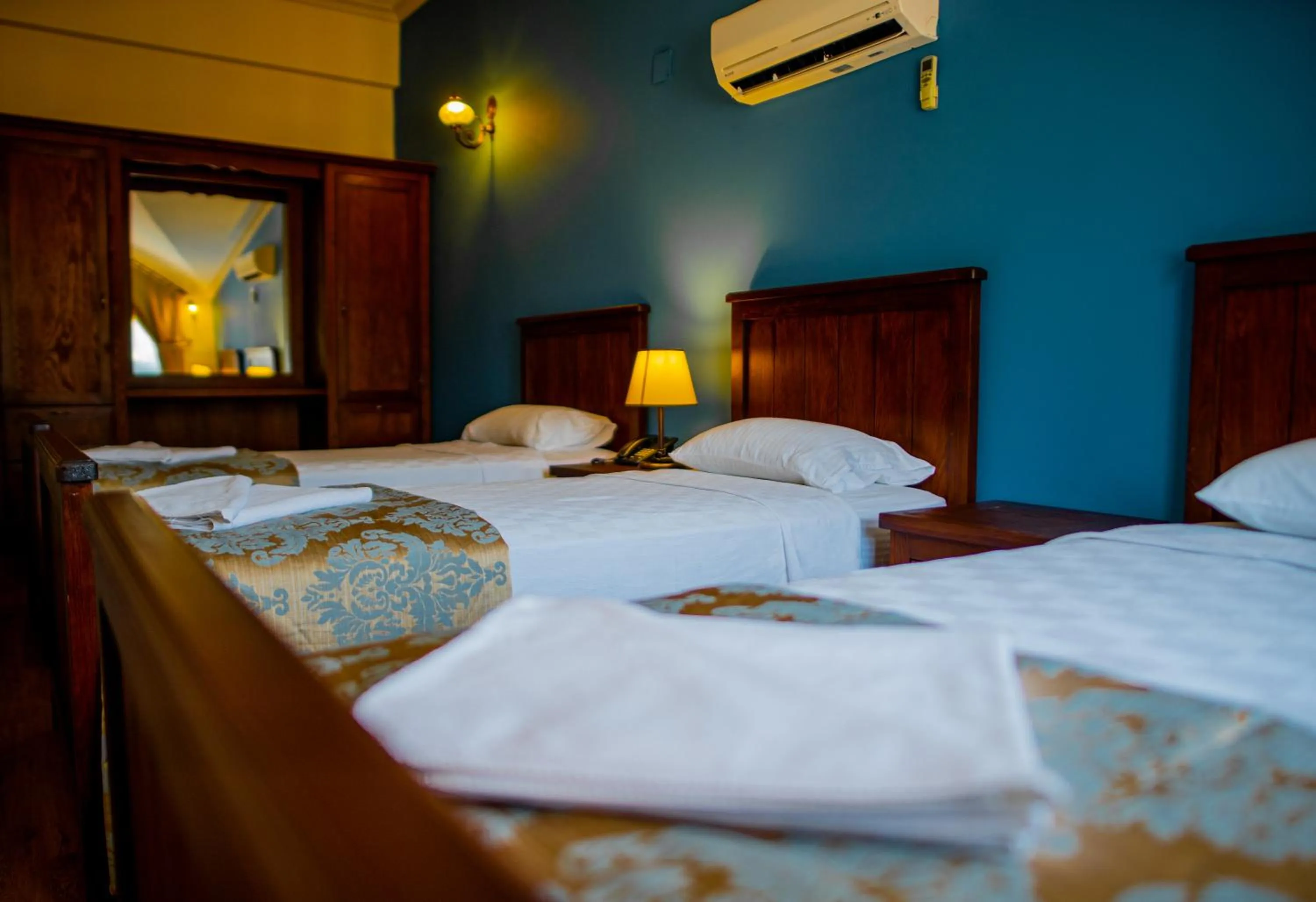 Photo of the whole room, Bed in Dores Residence