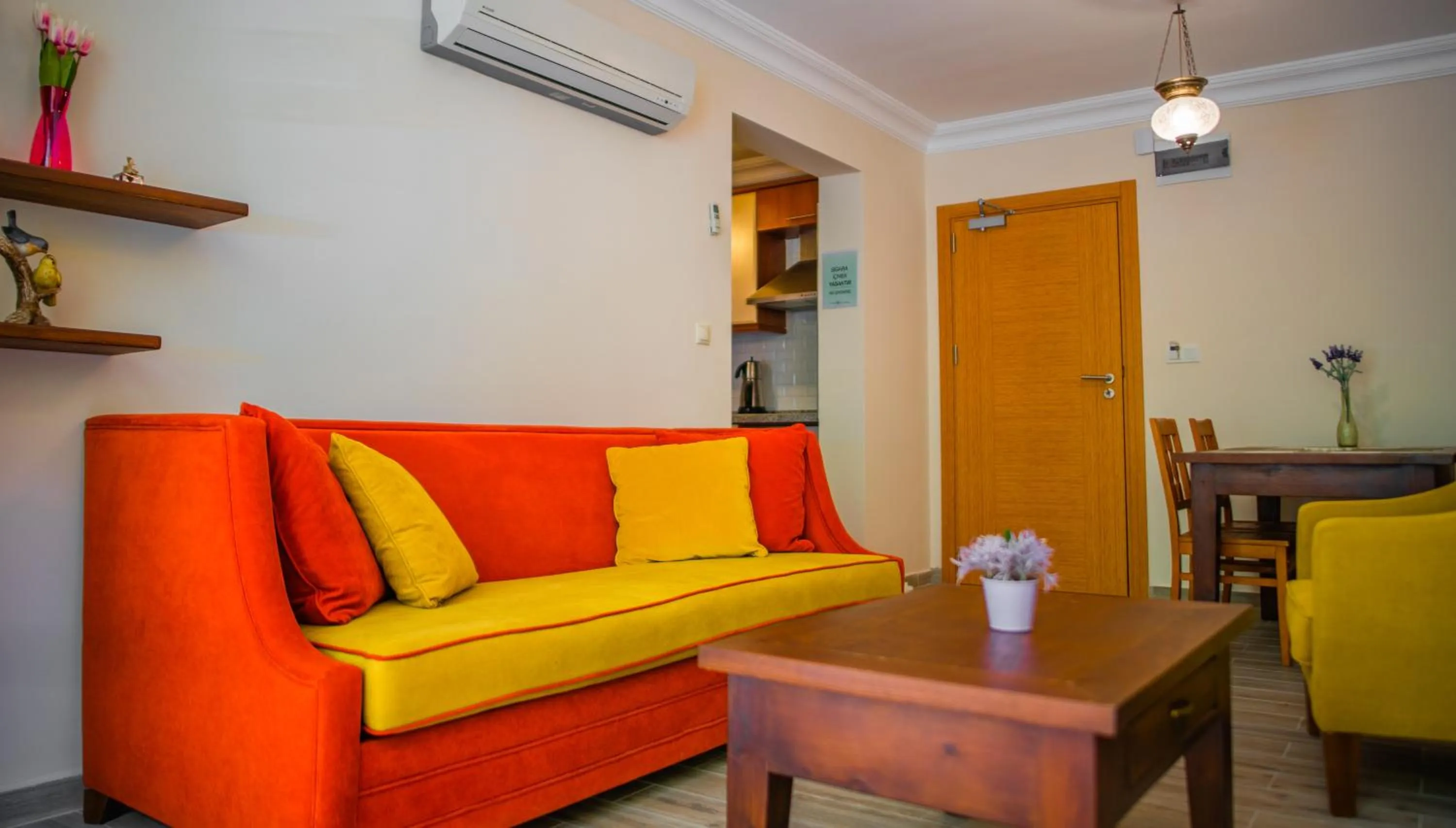 Living room in Dores Residence