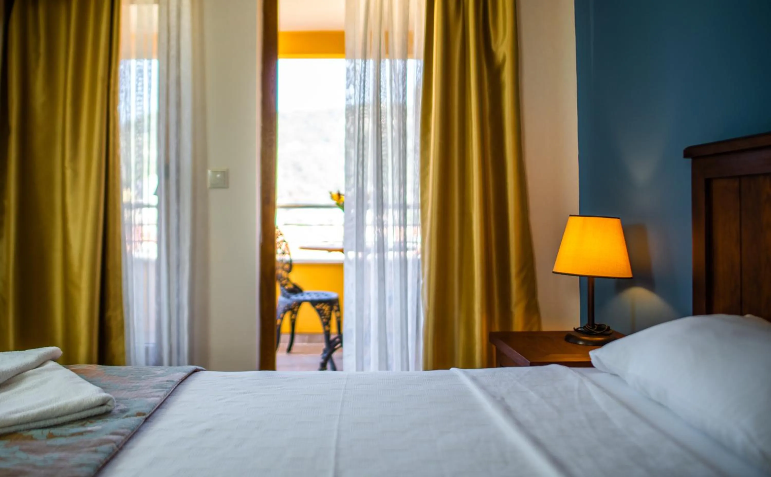 Bedroom, Bed in Dores Residence