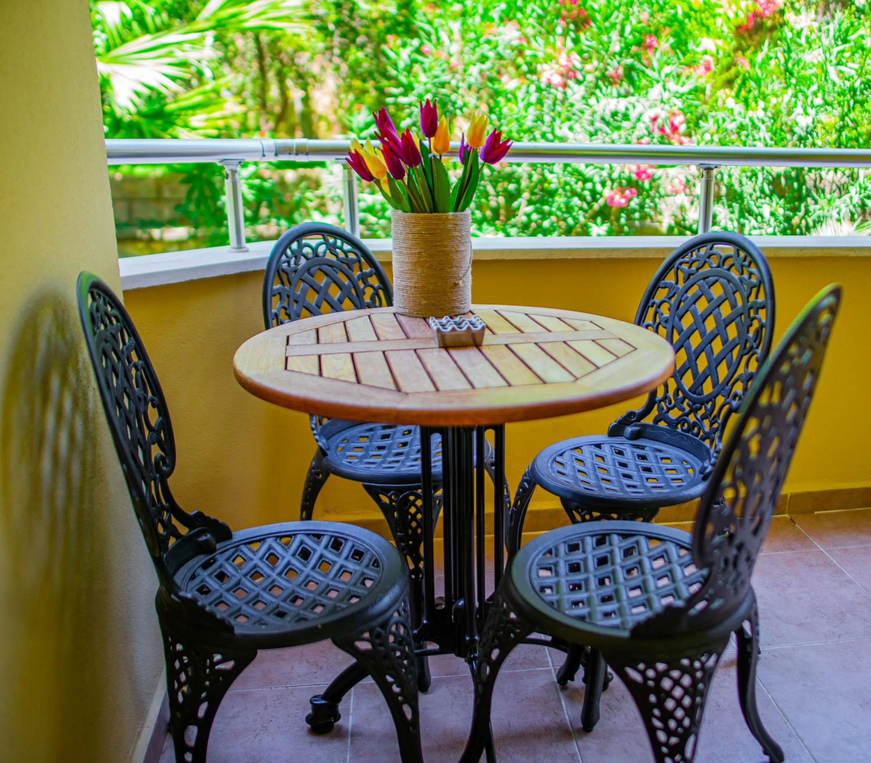 Patio in Dores Residence