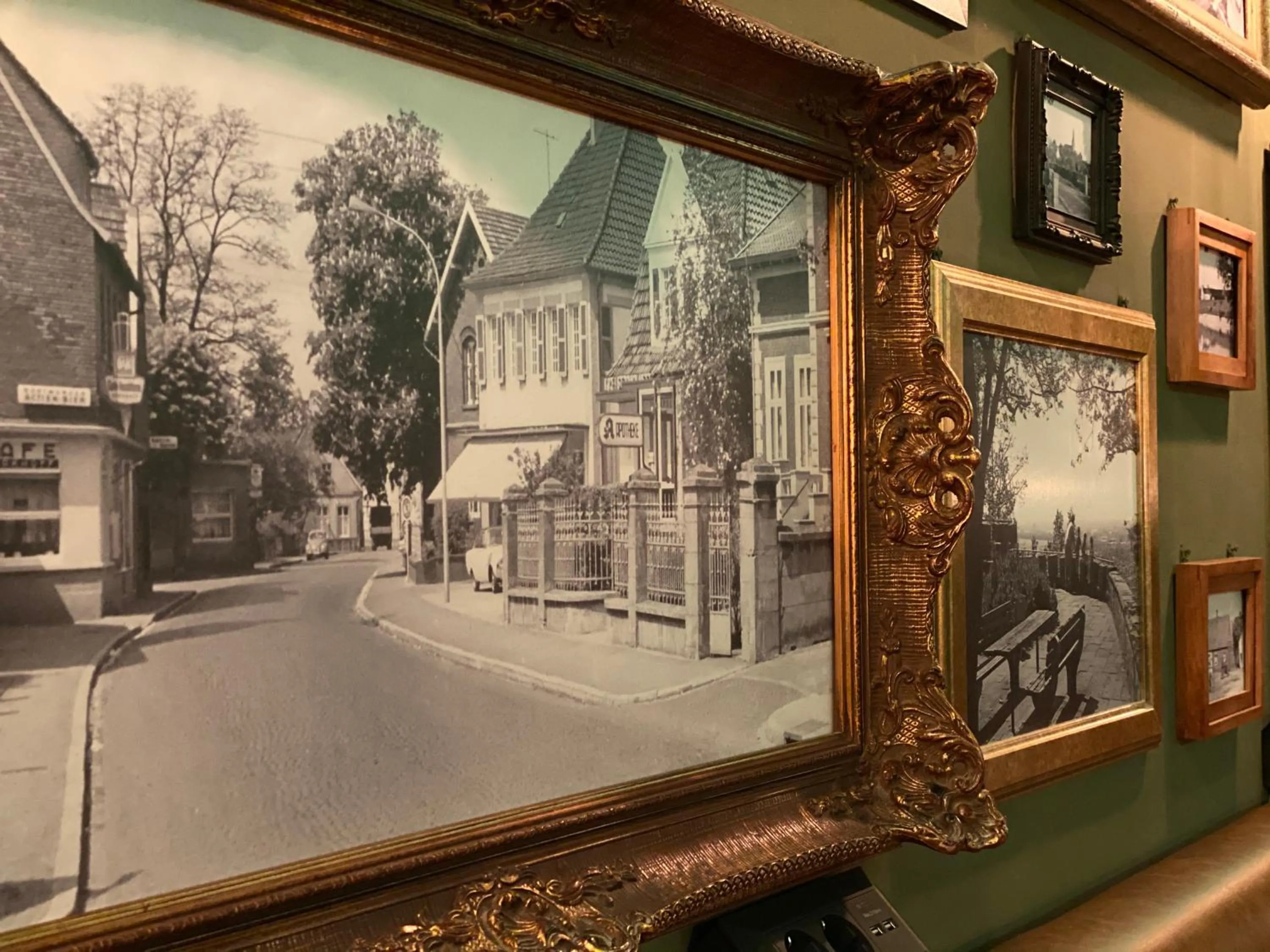 Communal lounge/ TV room in Privathotel Riesenbeck