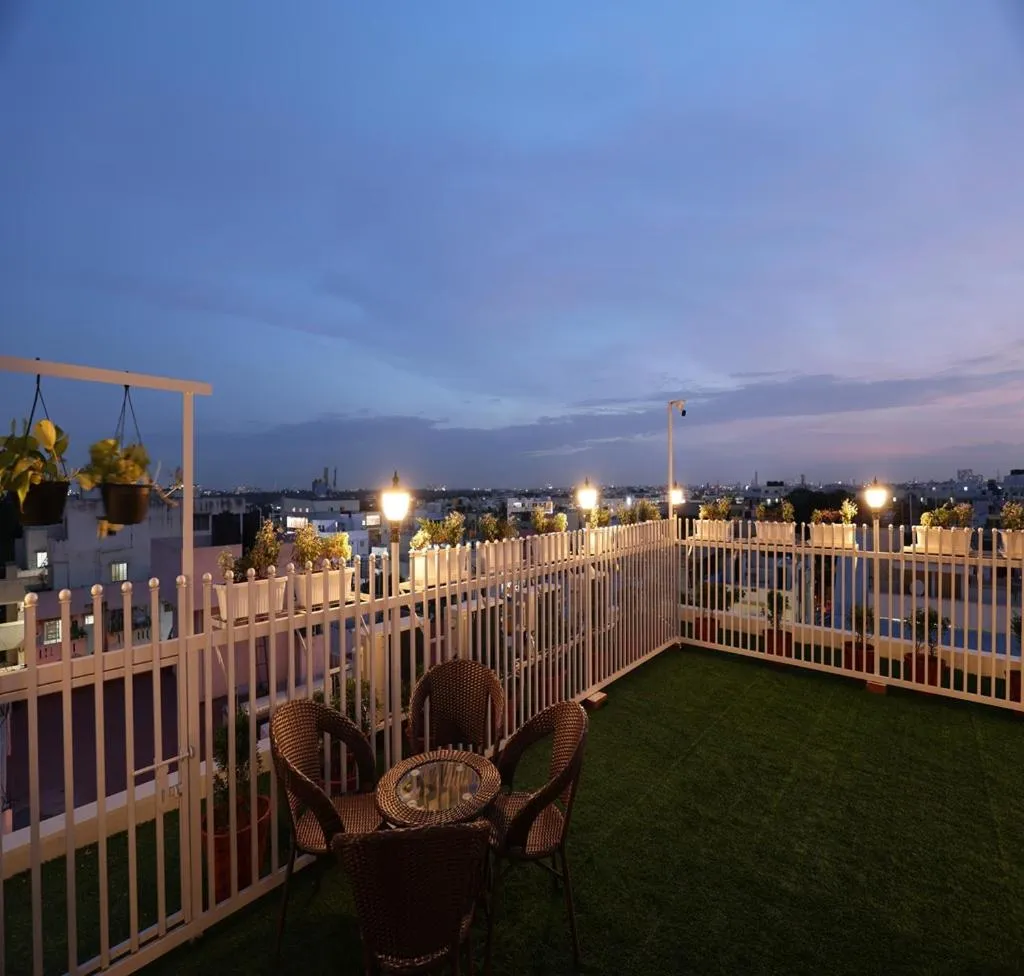 Balcony/Terrace in Olivette Suites