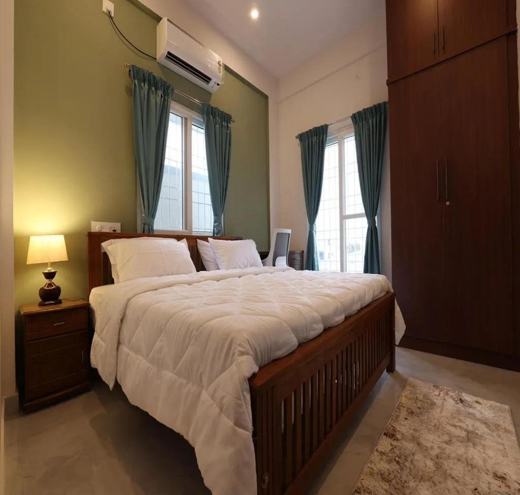 Bedroom, Bed in Olivette Suites