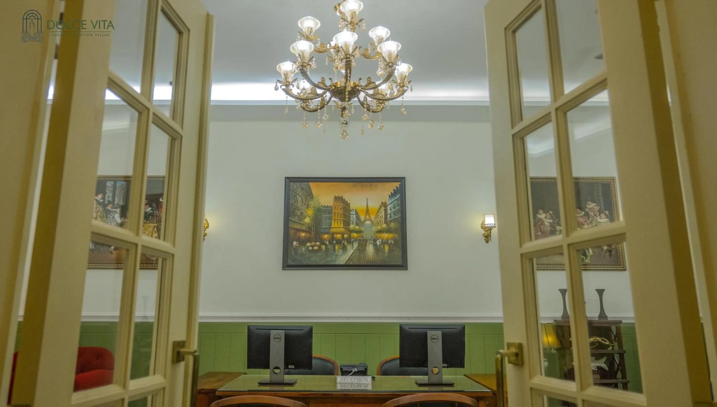 Lobby or reception in Dolce Vita - Luxury Vacation Villas