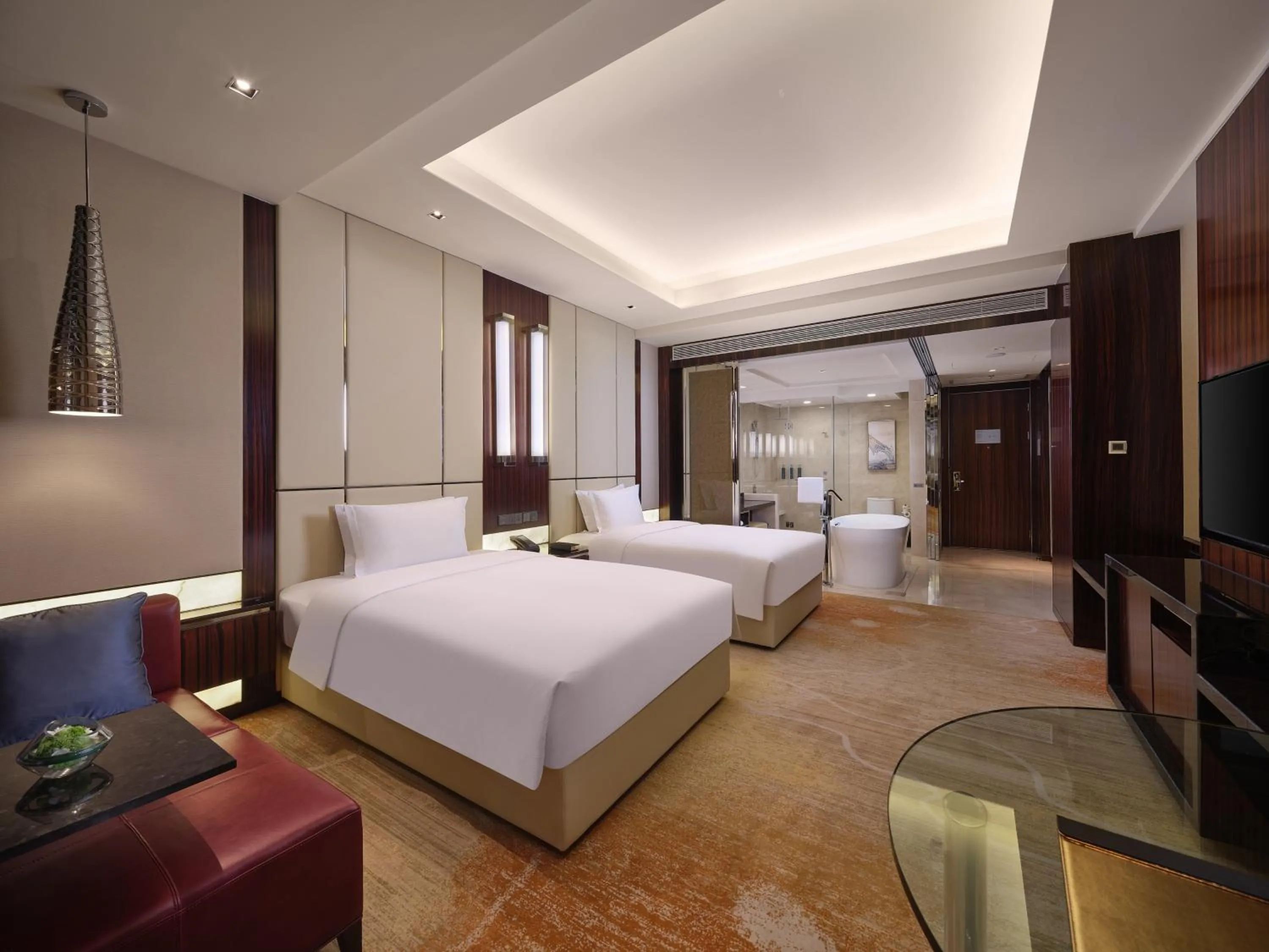 Photo of the whole room, Bed in Hilton Harbin Exhibition Center