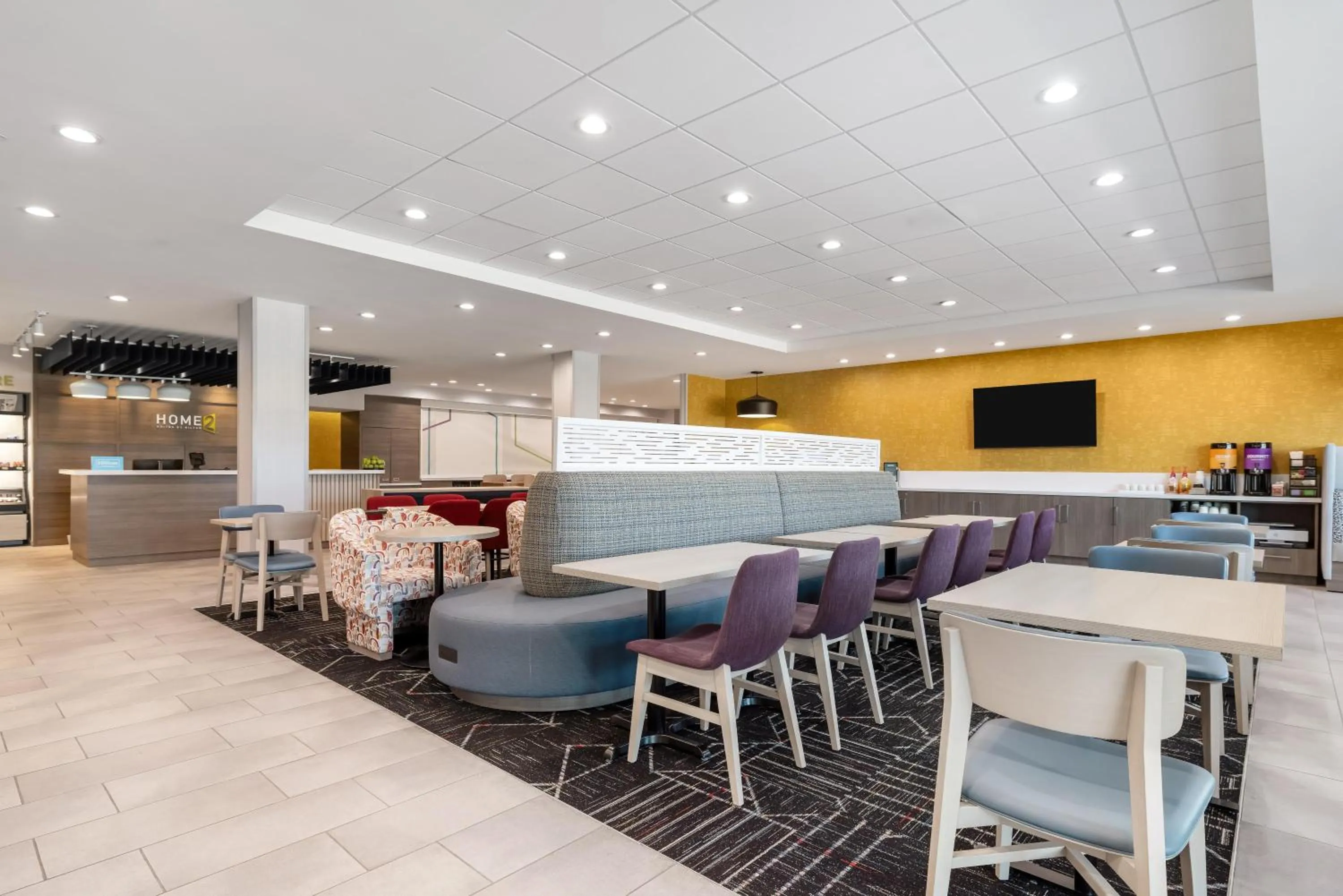 Lobby or reception in Home2 Suites By Hilton New Braunfels