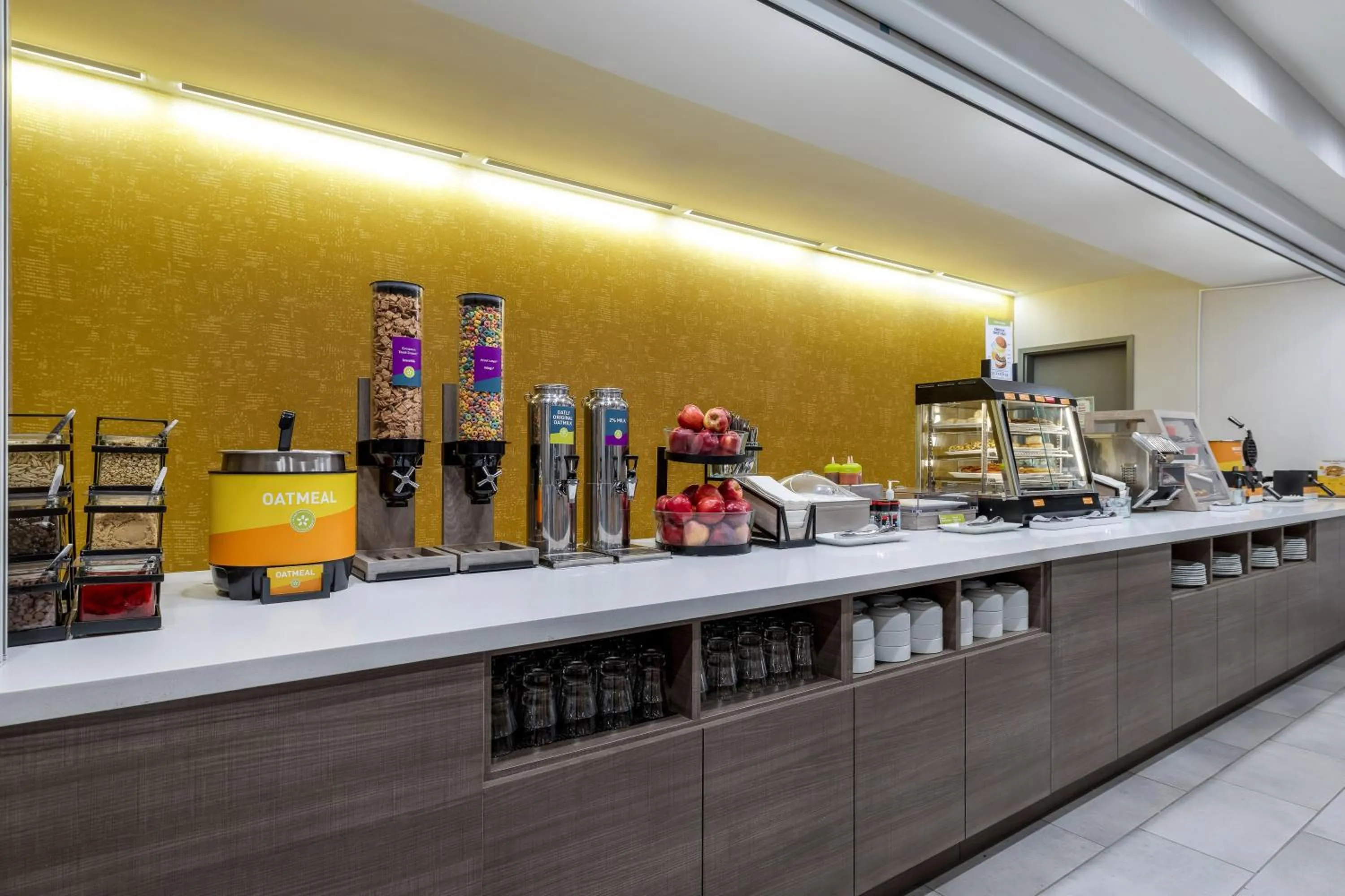 Breakfast in Home2 Suites By Hilton New Braunfels