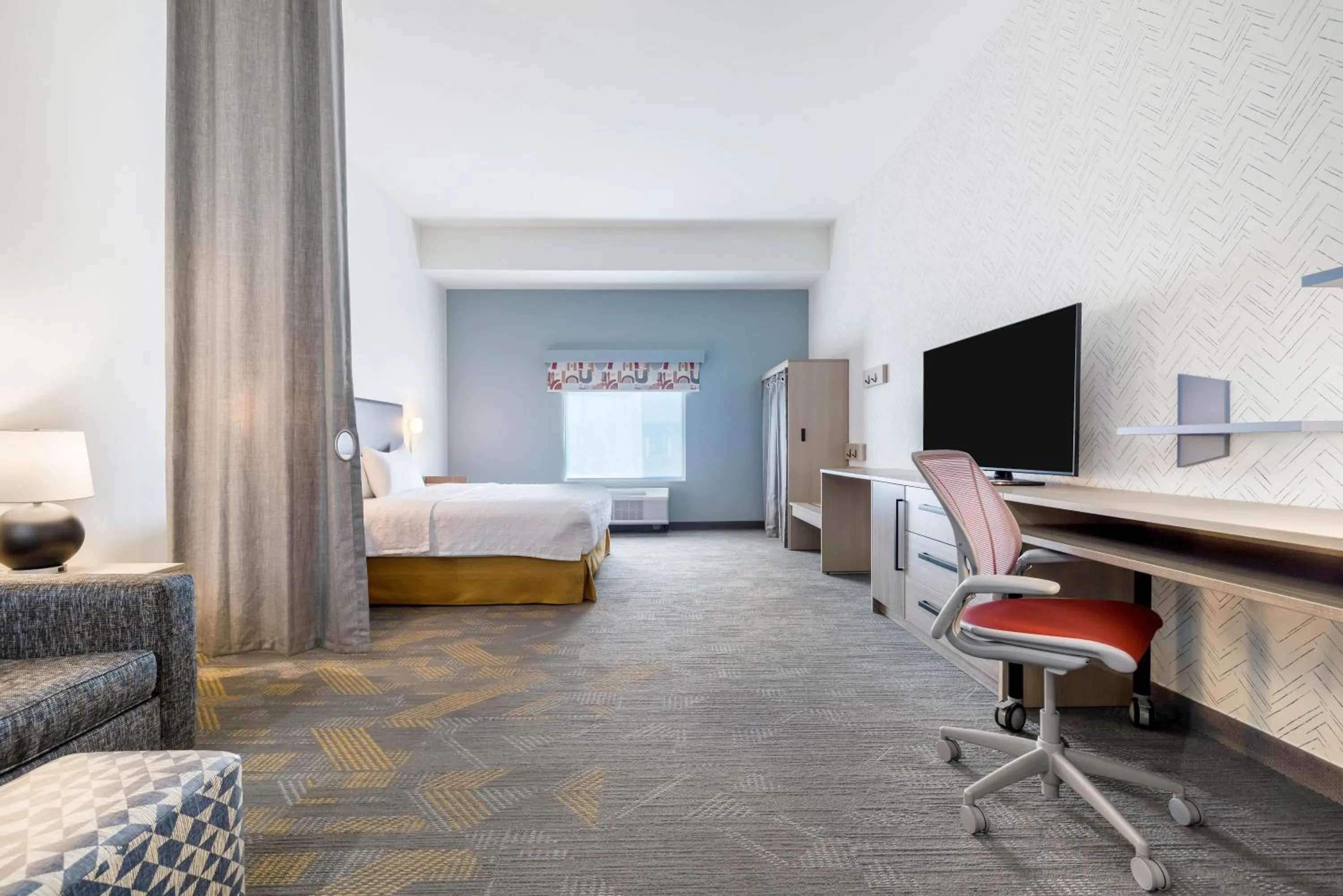 Bed in Home2 Suites By Hilton New Braunfels