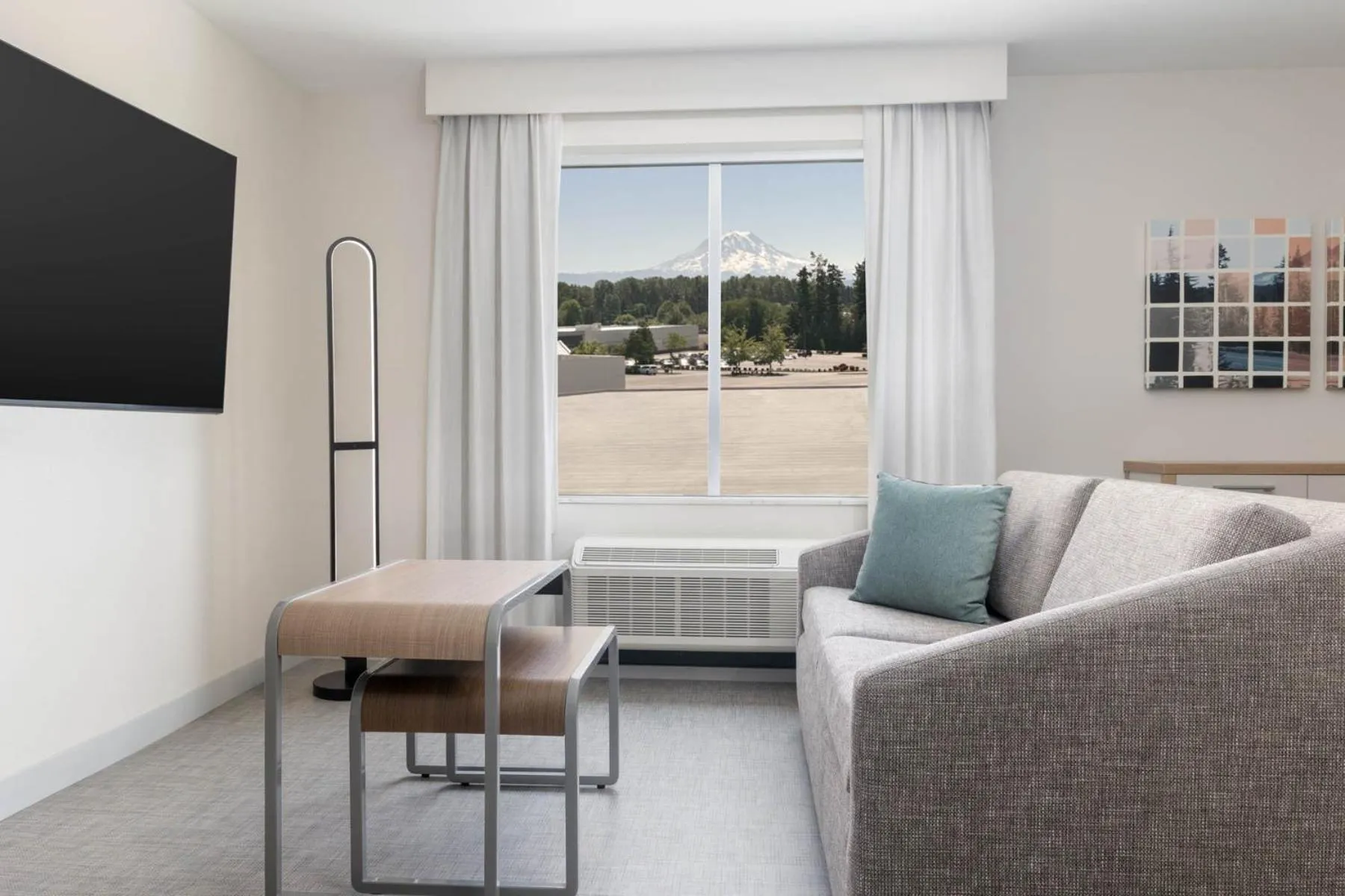 Living room in Homewood Suites By Hilton Puyallup Tacoma