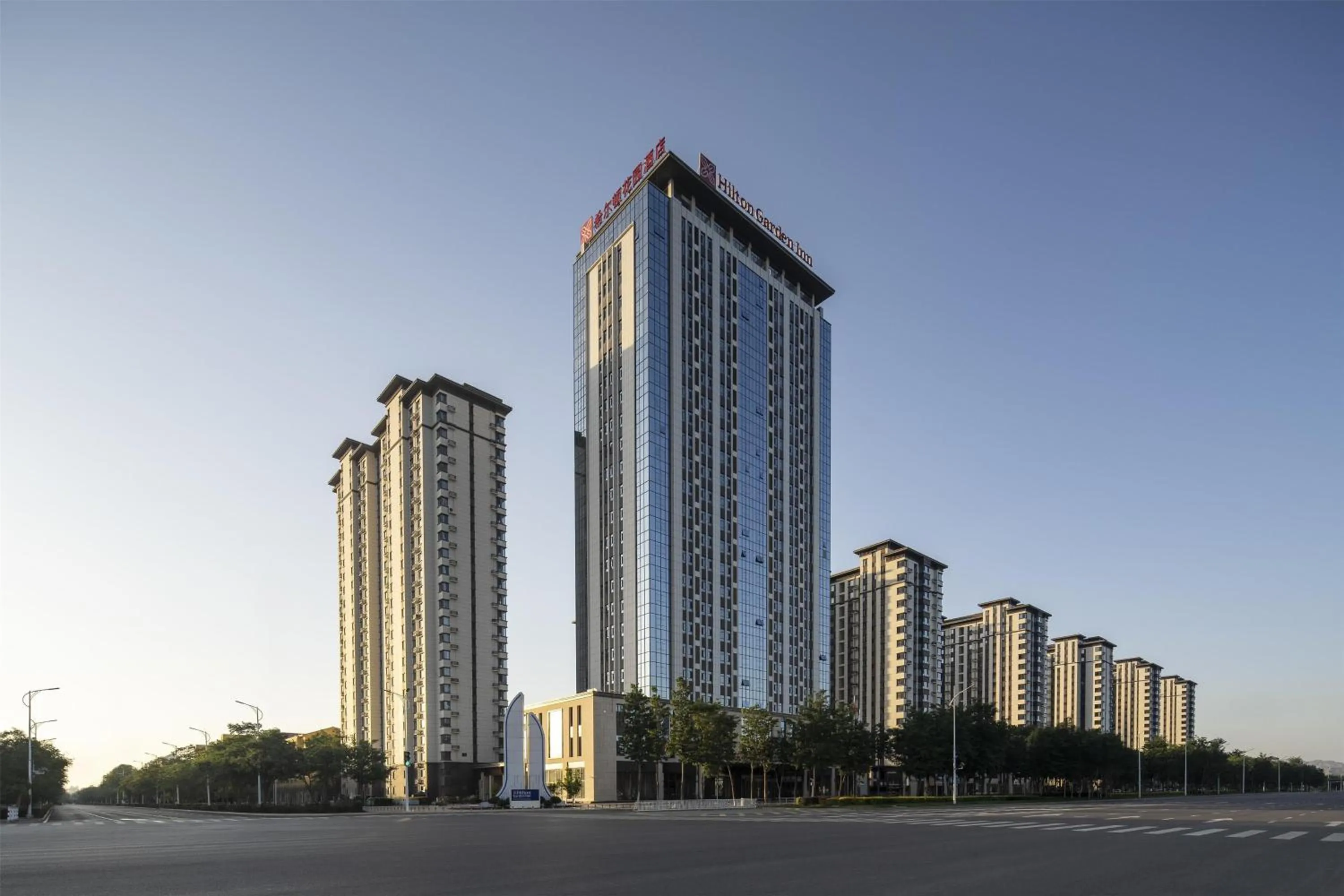 Property building in Hilton Garden Inn Zhongwei Shapotou