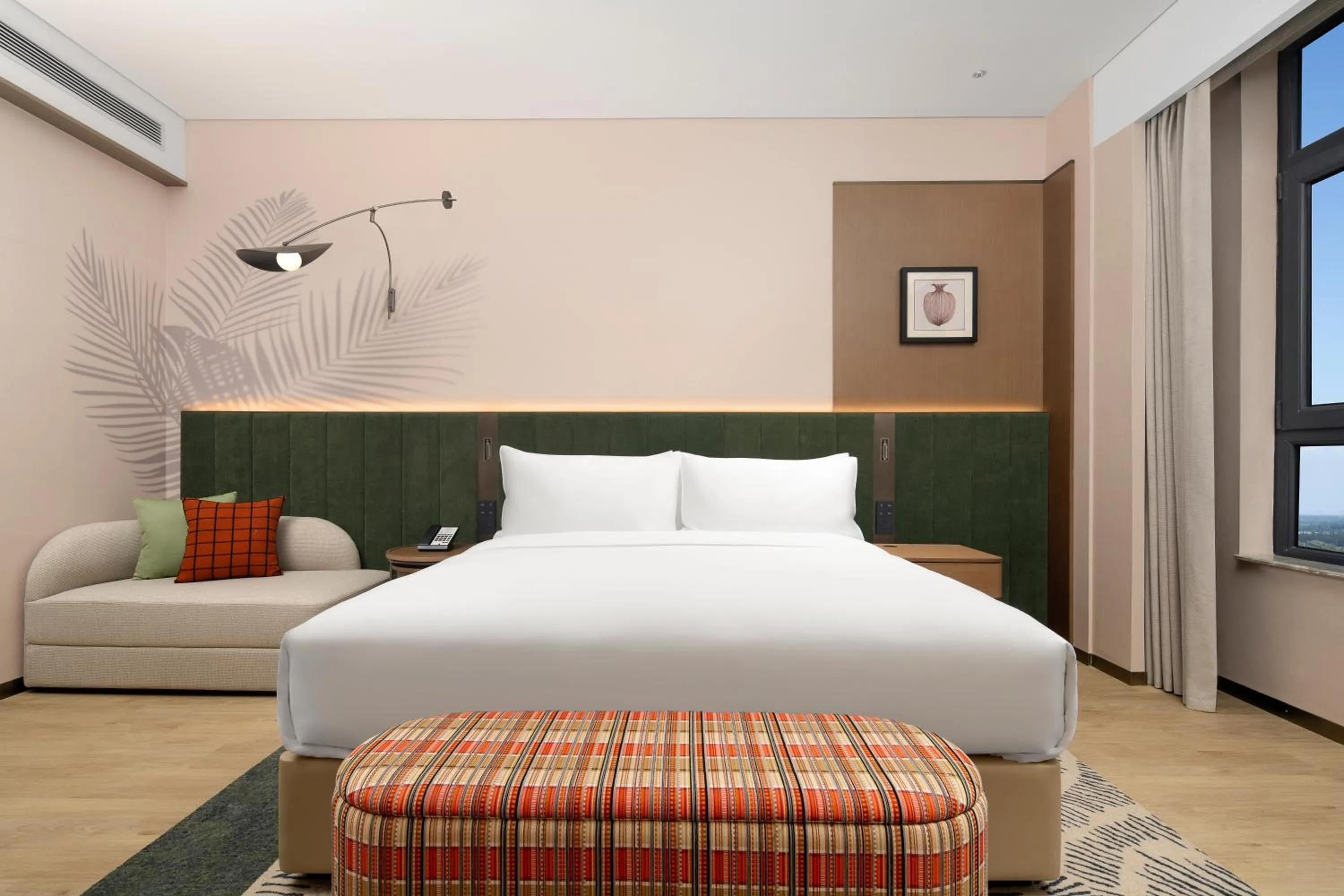 Bed in Hilton Garden Inn Zhongwei Shapotou