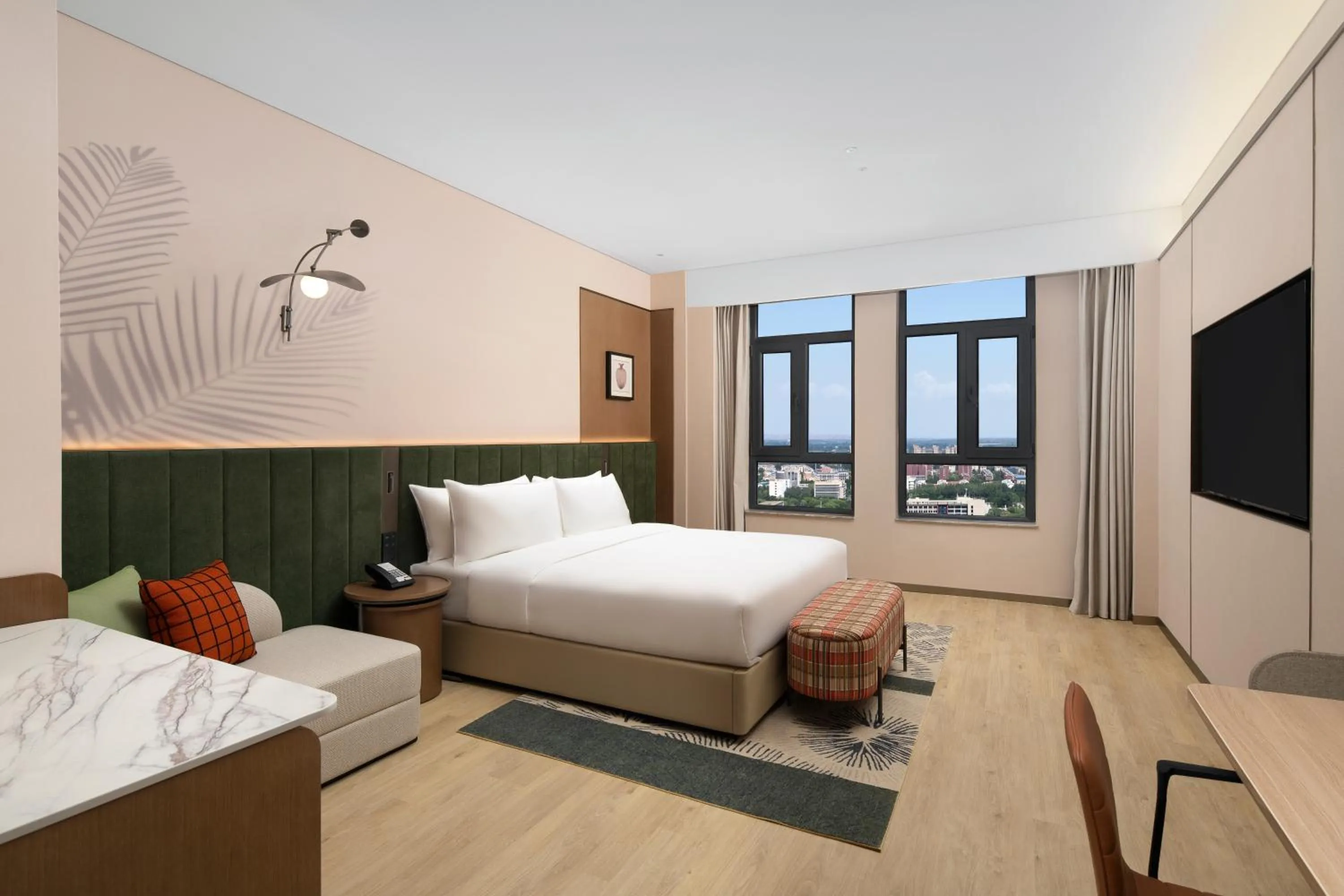 Bed in Hilton Garden Inn Zhongwei Shapotou