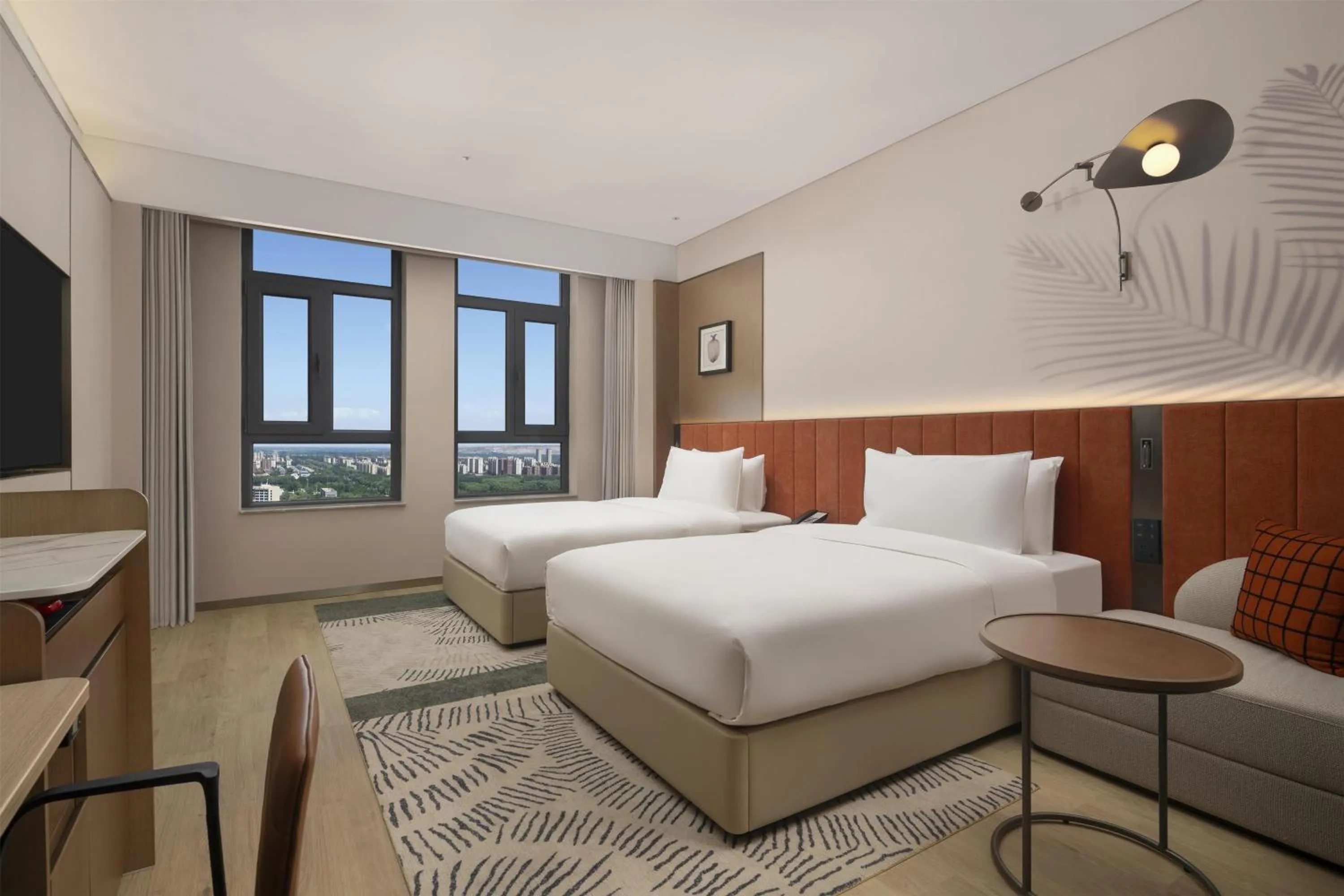 Living room, Bed in Hilton Garden Inn Zhongwei Shapotou