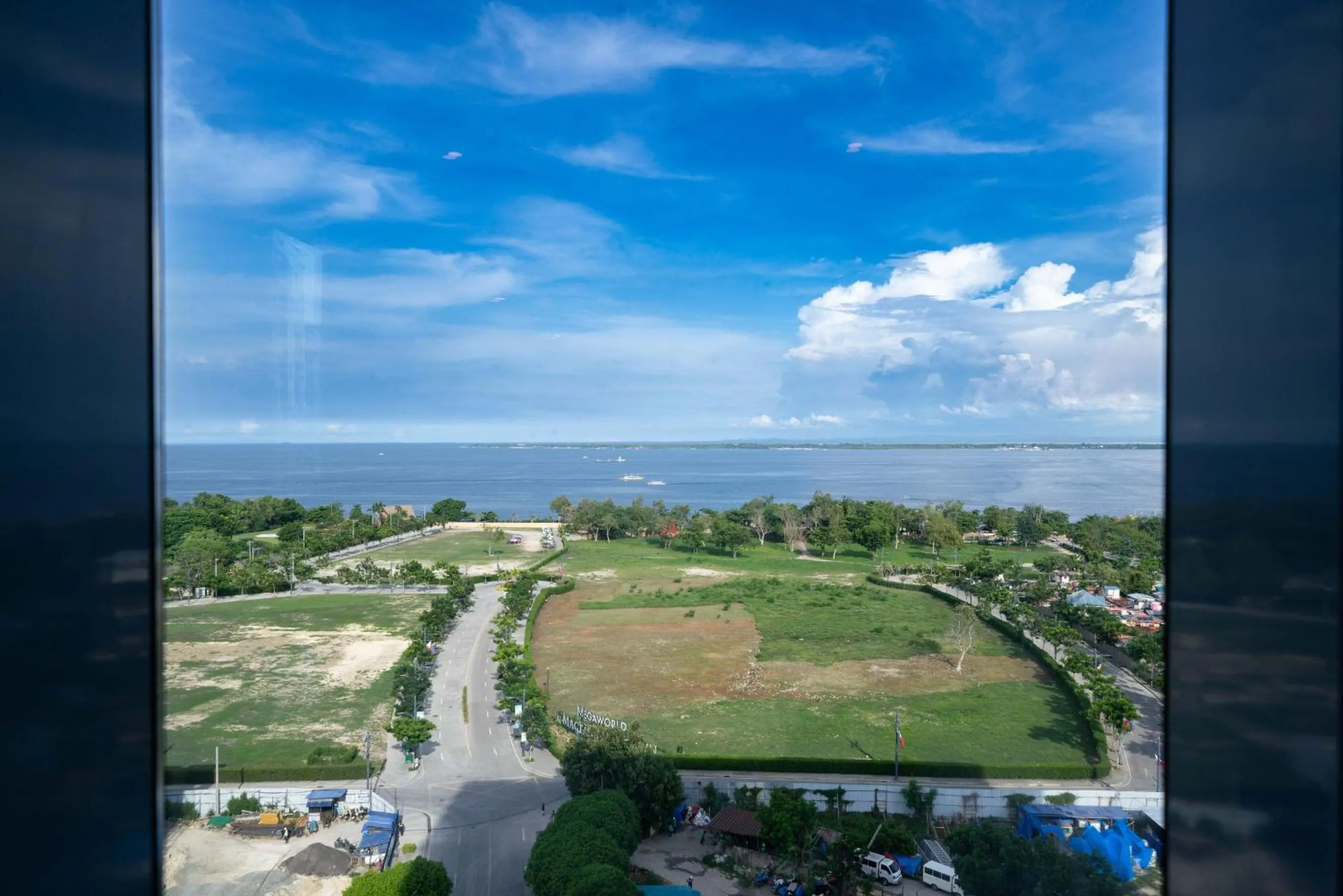 Mactan Island Stay Near Beach and Airport