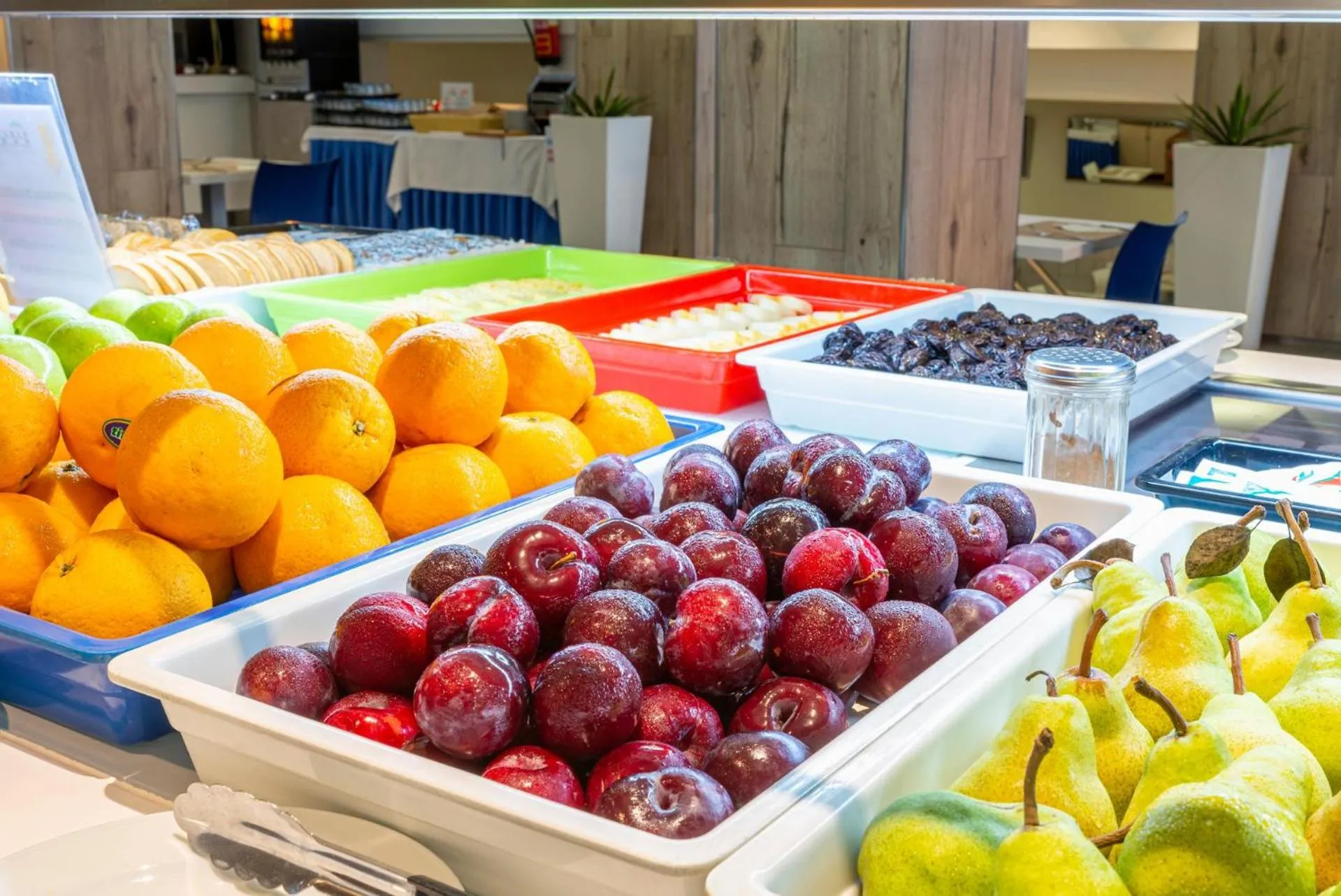 Restaurant/places to eat in Port Fiesta Park