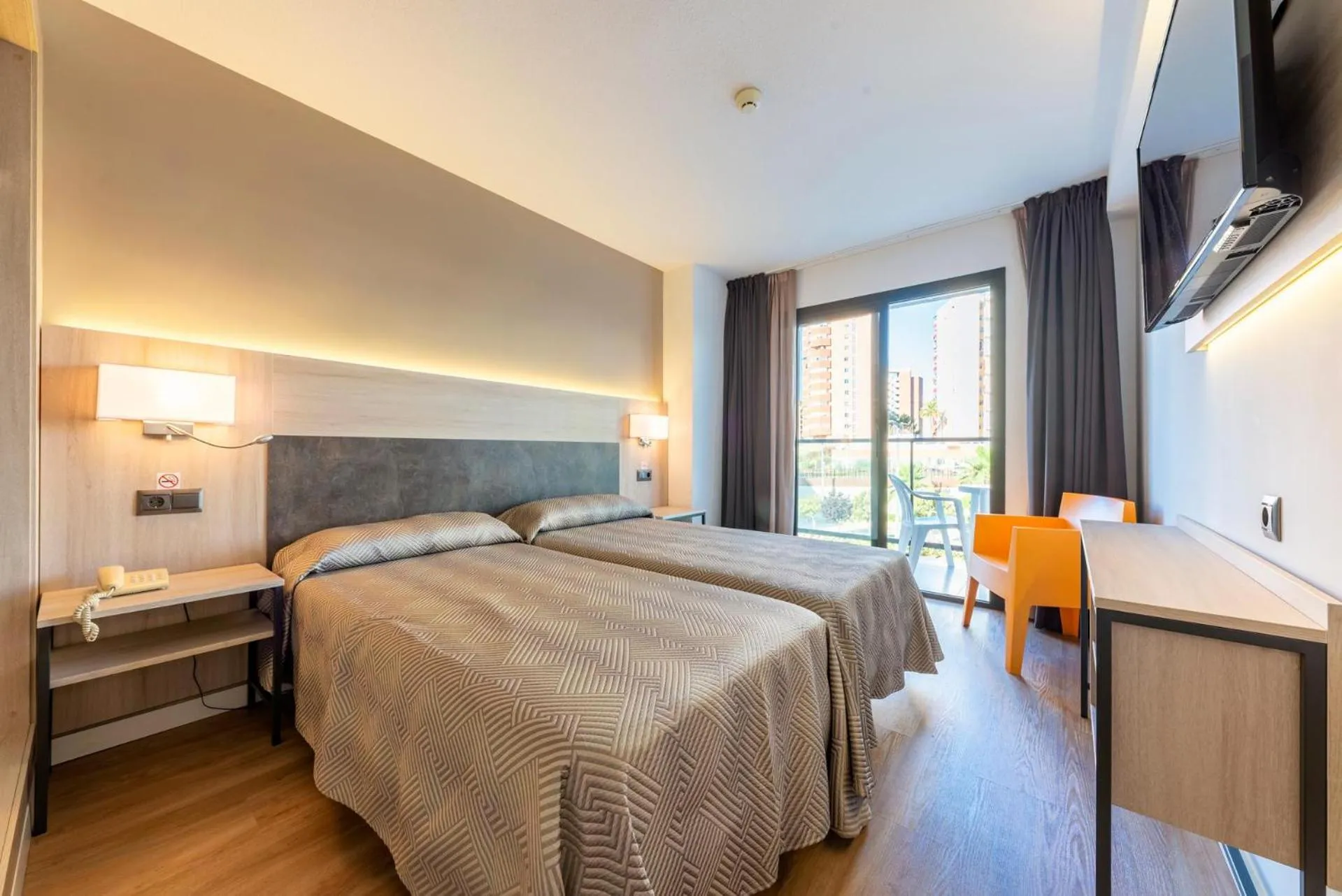 Photo of the whole room, Bed in Port Fiesta Park