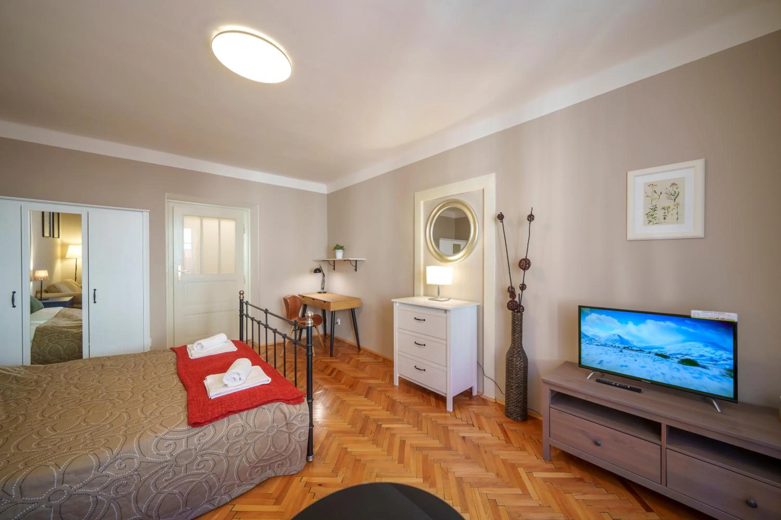 TV and multimedia, Bed in Old Town - Templova Apartments