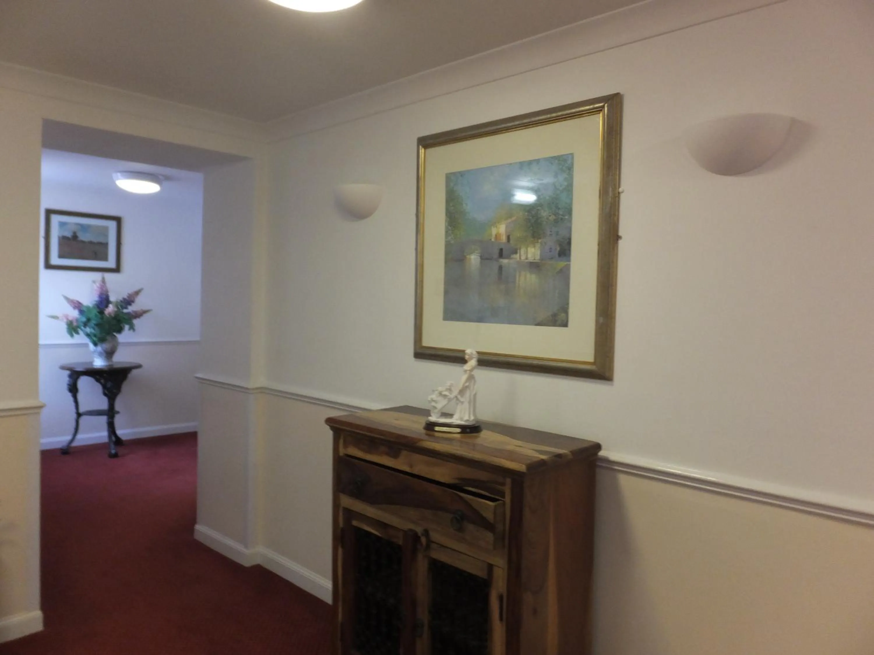 Lobby or reception in Novar Arms Hotel