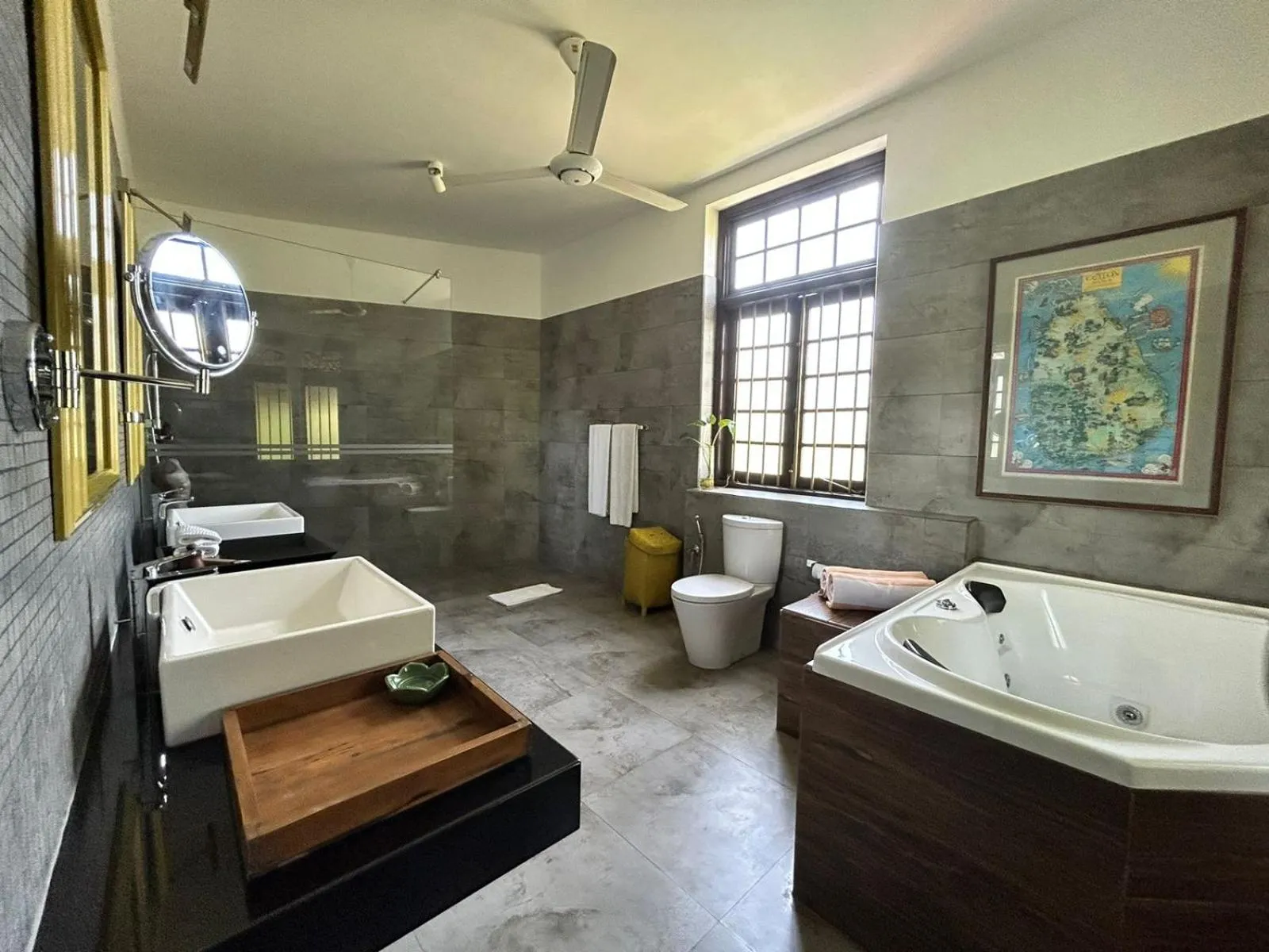 Bedroom in The Postcard Galle