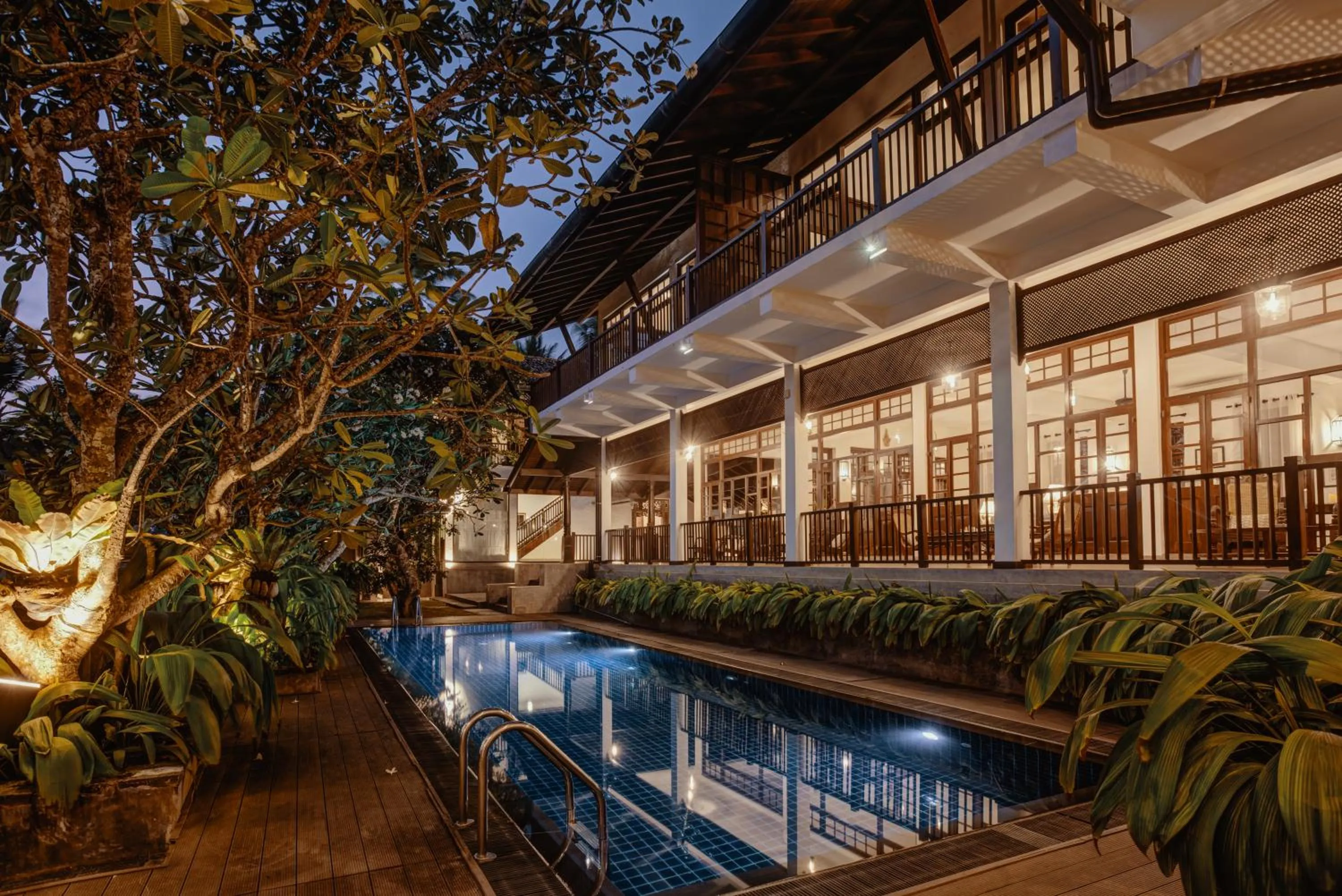 Night in The Postcard Galle