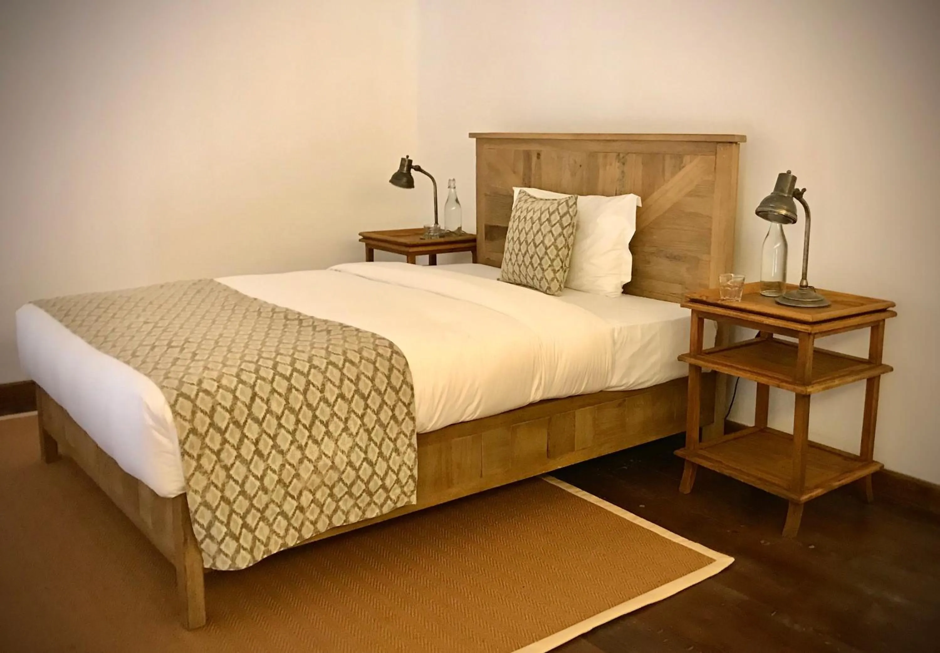 Bedroom, Bed in The Postcard Galle