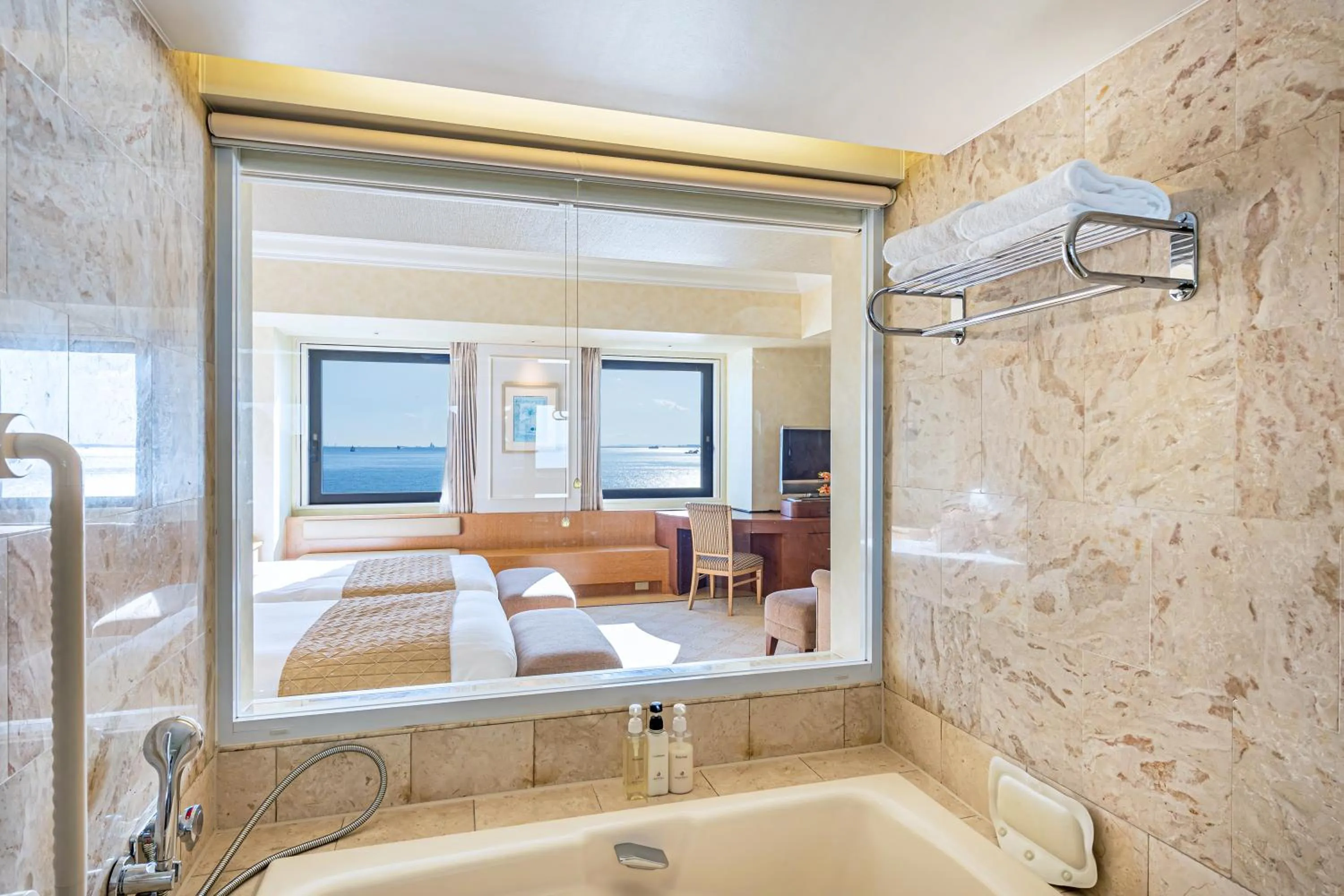 Bathroom, Bed in Hotel Okura Tokyo Bay