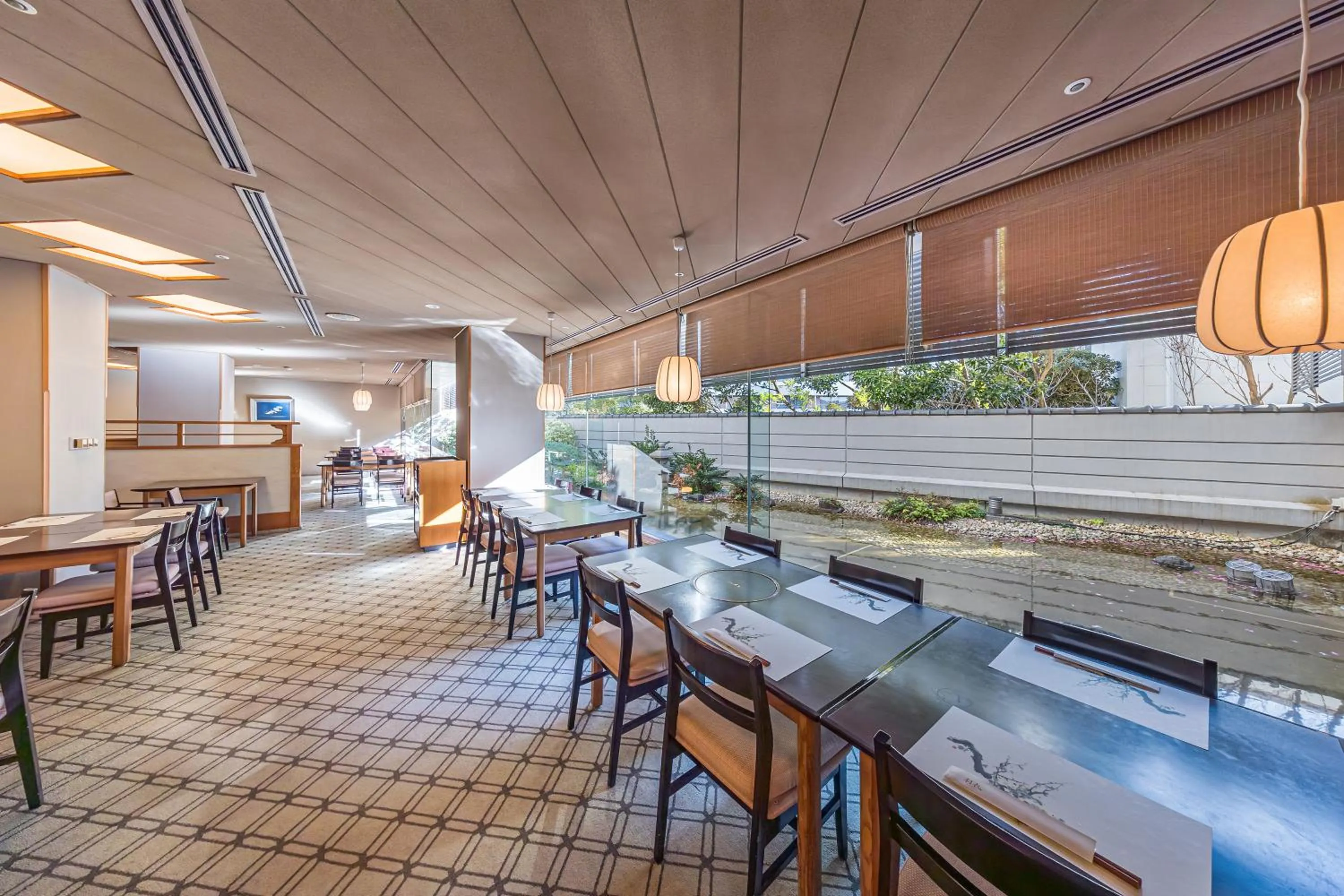 Restaurant/places to eat in Hotel Okura Tokyo Bay