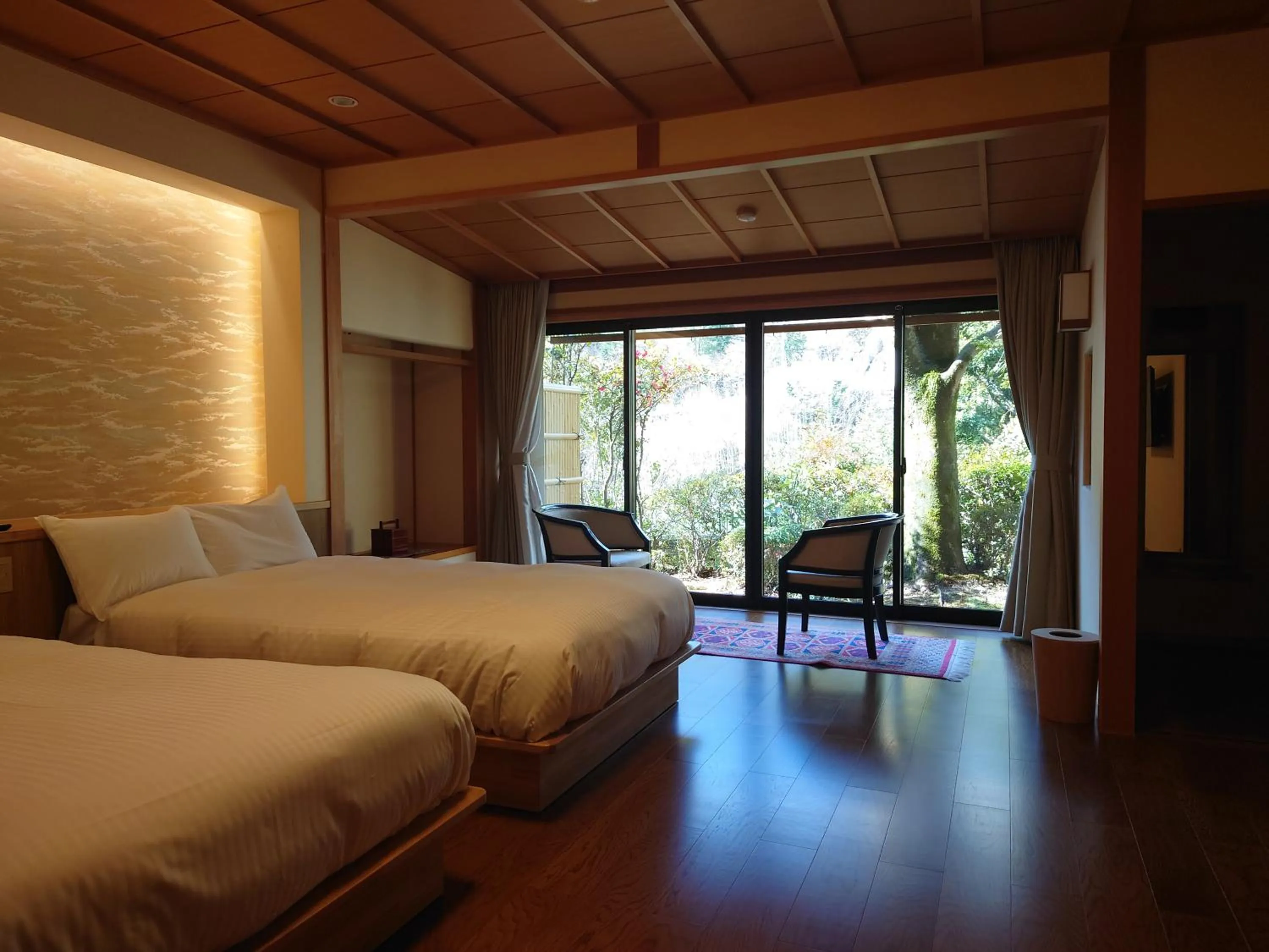 Photo of the whole room, Bed in Kawakamiya Kasuitei