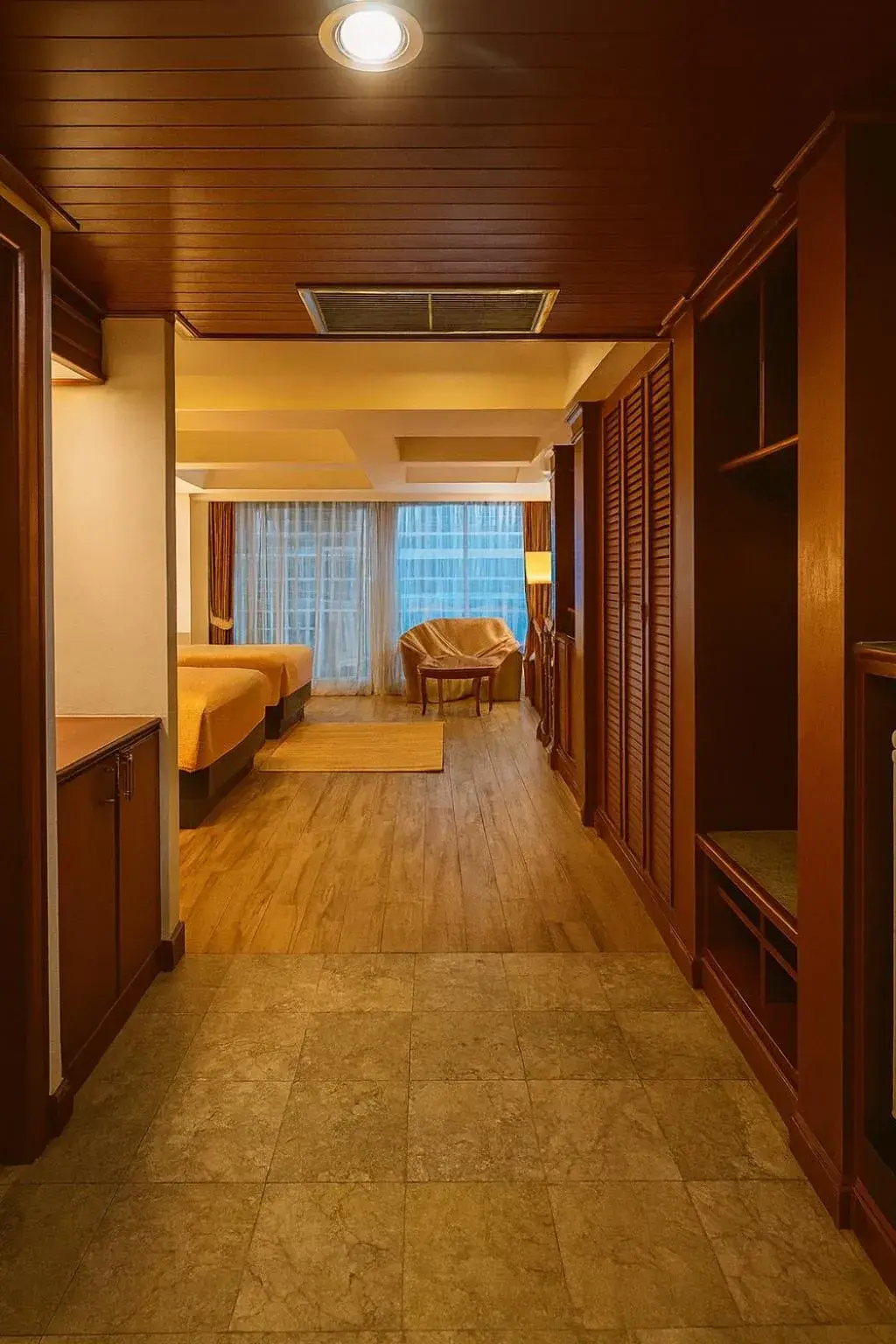 Quadruple Room in The Taksim Royal Beach Hotel Quadruple Room in The Taksim Royal Beach Hotel